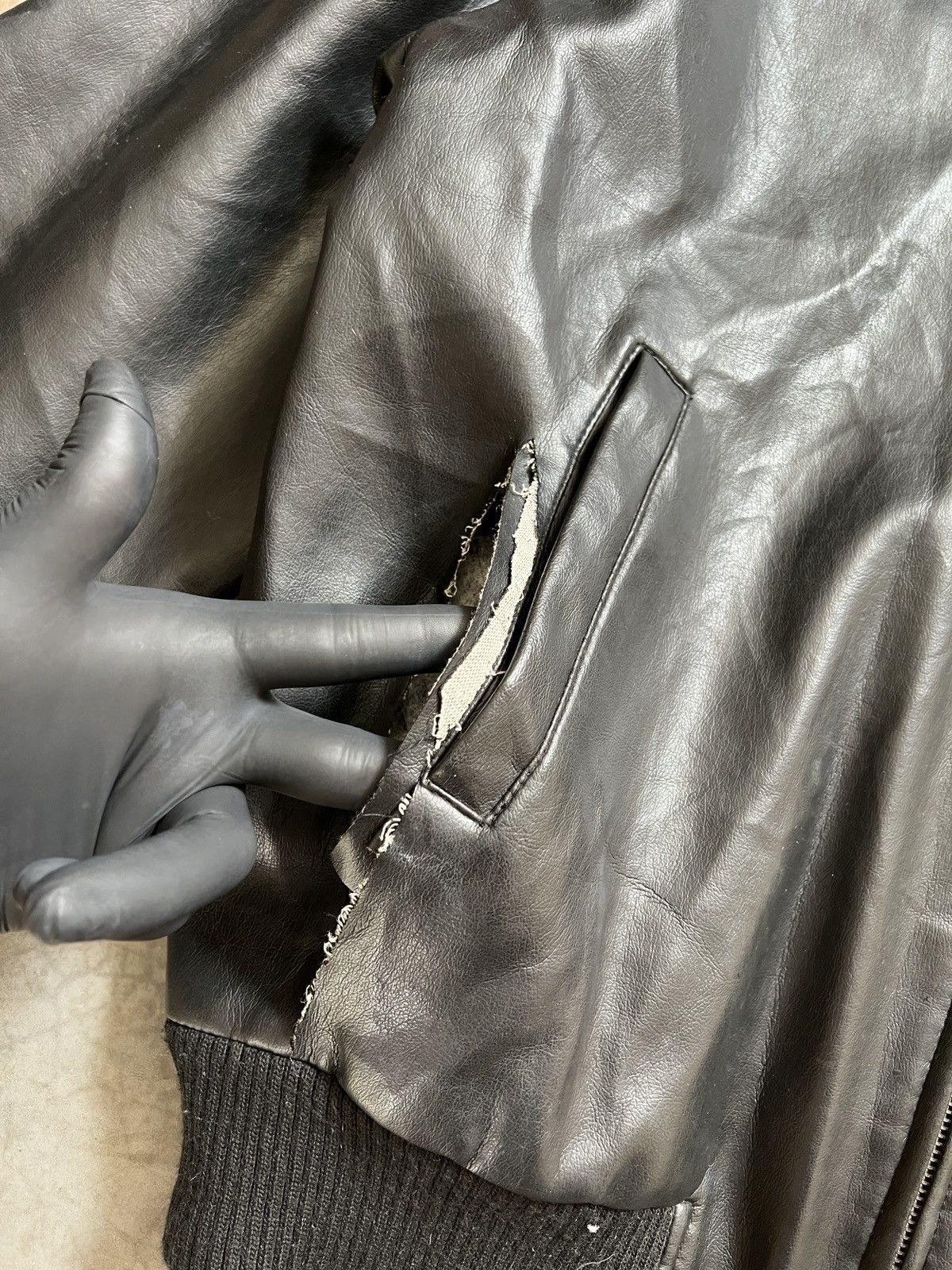 Vintage Vintage 🏴‍☠️ Japanese Fully Leather Bomber Style Jacket Size US L / EU 52-54 / 3 - 20 Thumbnail