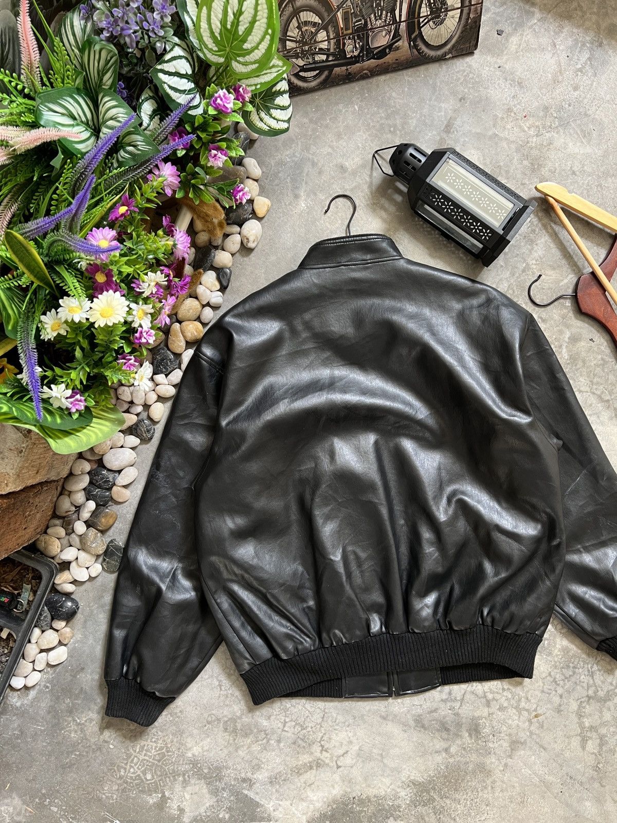 Vintage Vintage 🏴‍☠️ Japanese Fully Leather Bomber Style Jacket Size US L / EU 52-54 / 3 - 7 Thumbnail