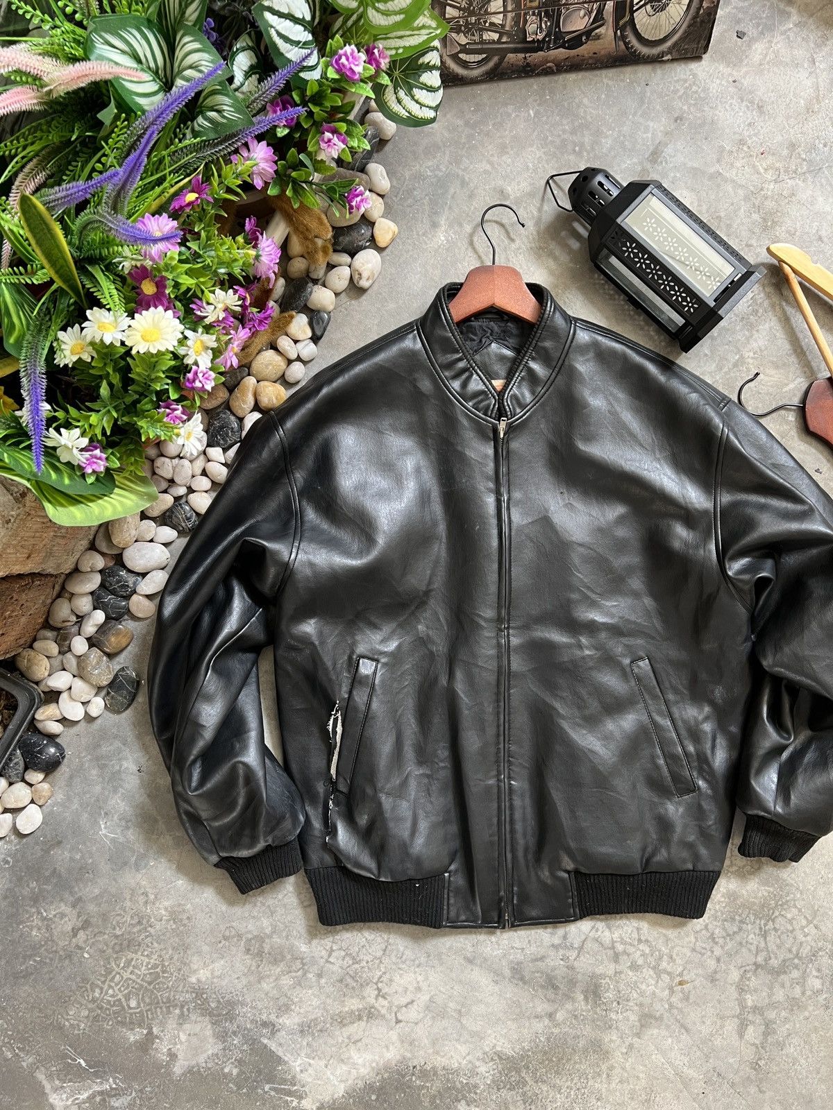 Vintage Vintage 🏴‍☠️ Japanese Fully Leather Bomber Style Jacket Size US L / EU 52-54 / 3 - 3 Thumbnail