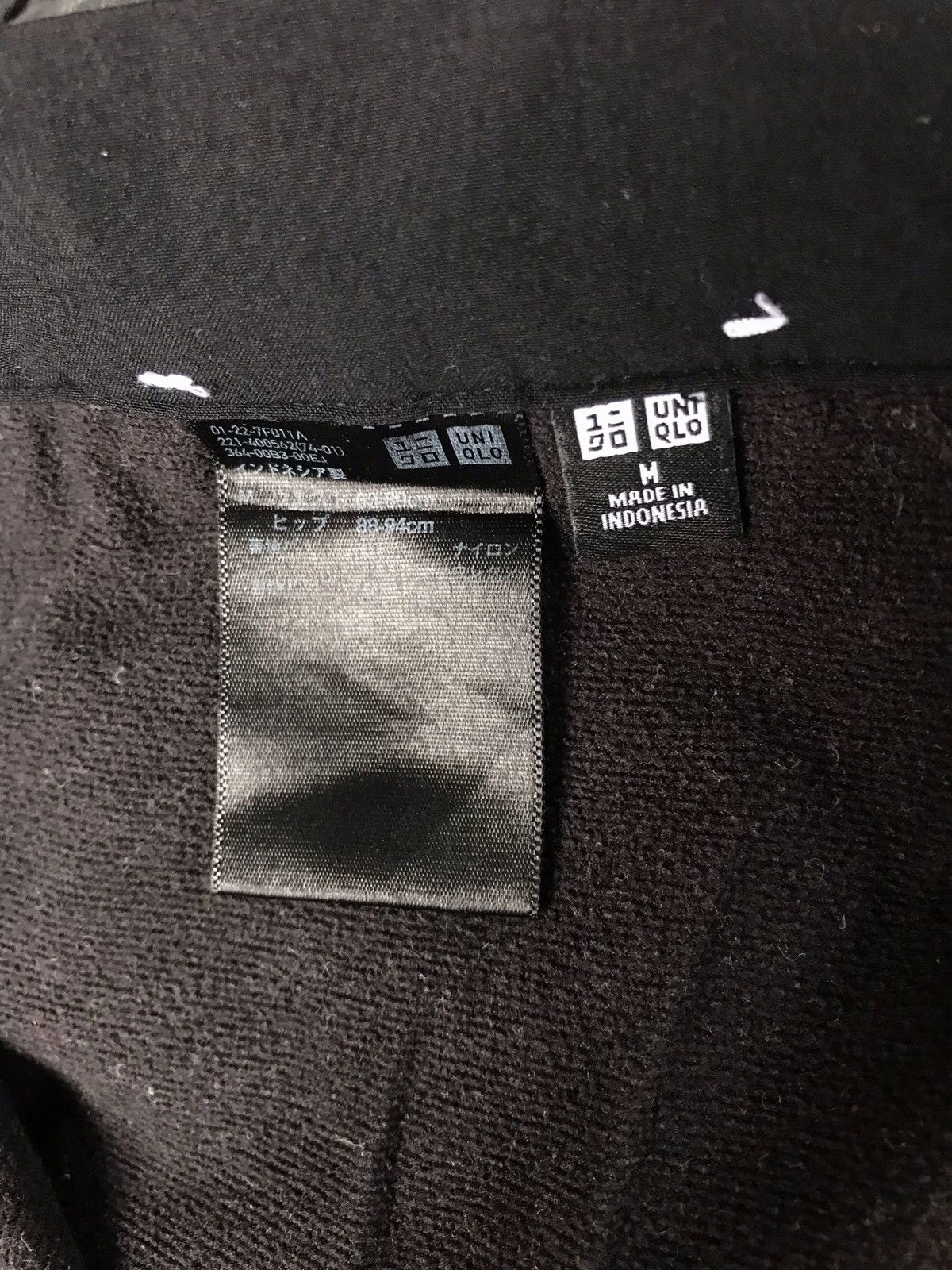 Japanese Brand × Uniqlo × Vintage 🔥Uniqlo Black Track Pants Size US 28 / EU 44 - 5 Thumbnail