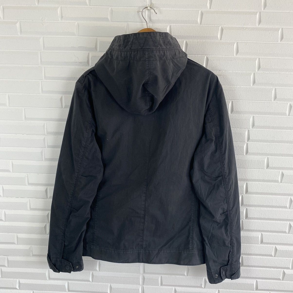 Neil Barrett NEIL BARRRETT MILITARY STYLE BLACK HOODIE JACKET Size US S / EU 44-46 / 1 - 2 Thumbnail