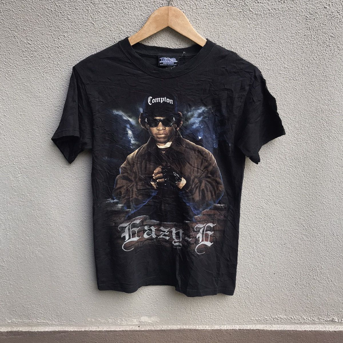 Rap Tees EAZY E rap tee ruthless records nwa Size US S / EU 44-46 / 1 - 1 Thumbnail
