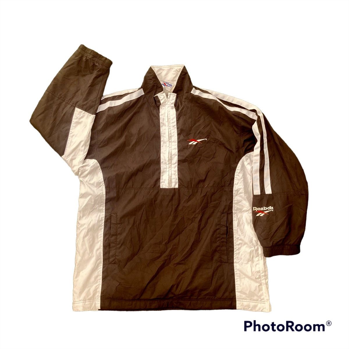 REEBOK HALF ZIPPER WINDBREAKER