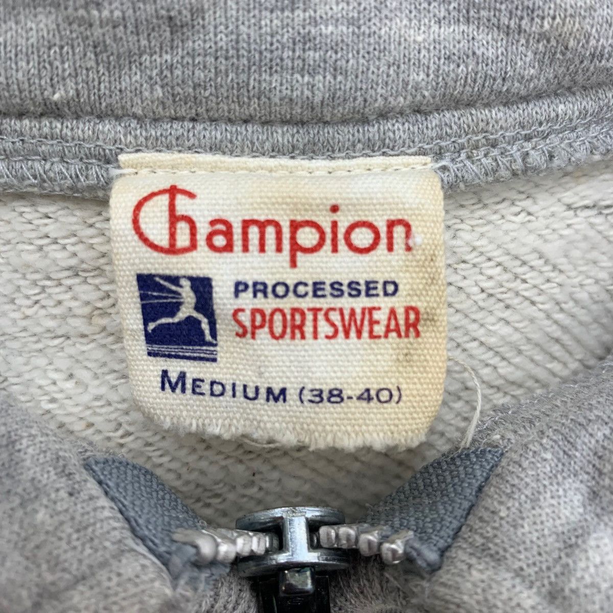 Champion Vintage Champion Running Man Sportswear Half Zip Jumper Size US M / EU 48-50 / 2 - 5 Thumbnail