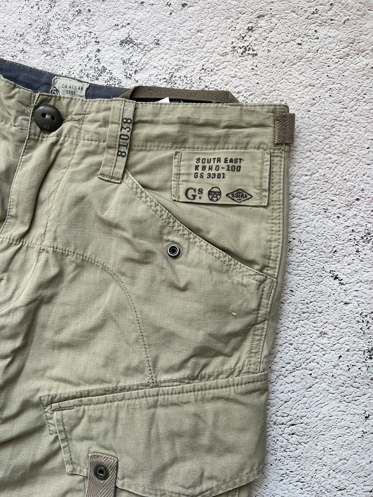 G-Star × Japanese Brand × Vintage Y2K Vintage G-Star Raw Multi Pocket Cargo Pants Size US 32 / EU 48 - 6 Thumbnail