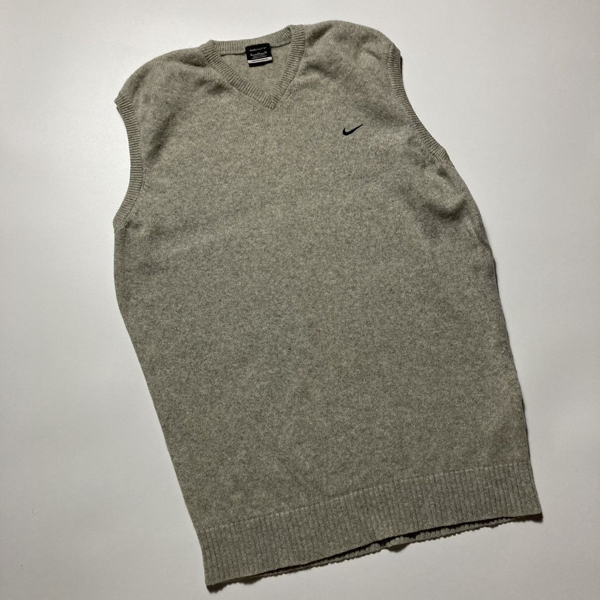 Nike vintage y2k nike golf wool sweater vest Size US XL / EU 56 / 4 - 3 Thumbnail