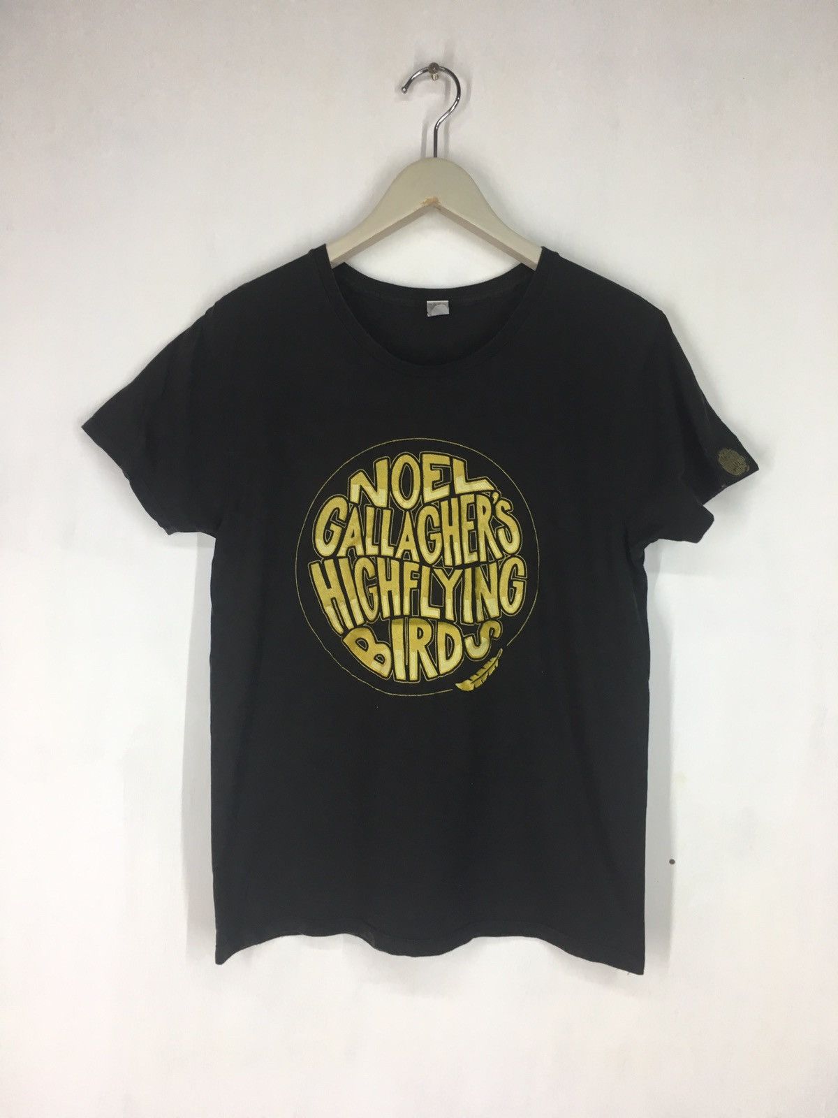 Band Tees Noel Gallagher’s High Flying Birds Japan tour t shirt Size US M / EU 48-50 / 2 - 1 Thumbnail