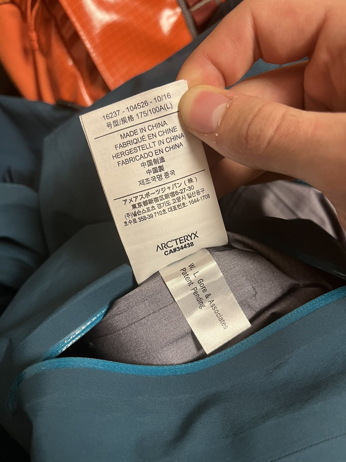 Arc'teryx RARE Arc’teryx Beta AR Gore Tex Jacket Gorpcore y2k Size L / US 10 / IT 46 - 13 Thumbnail