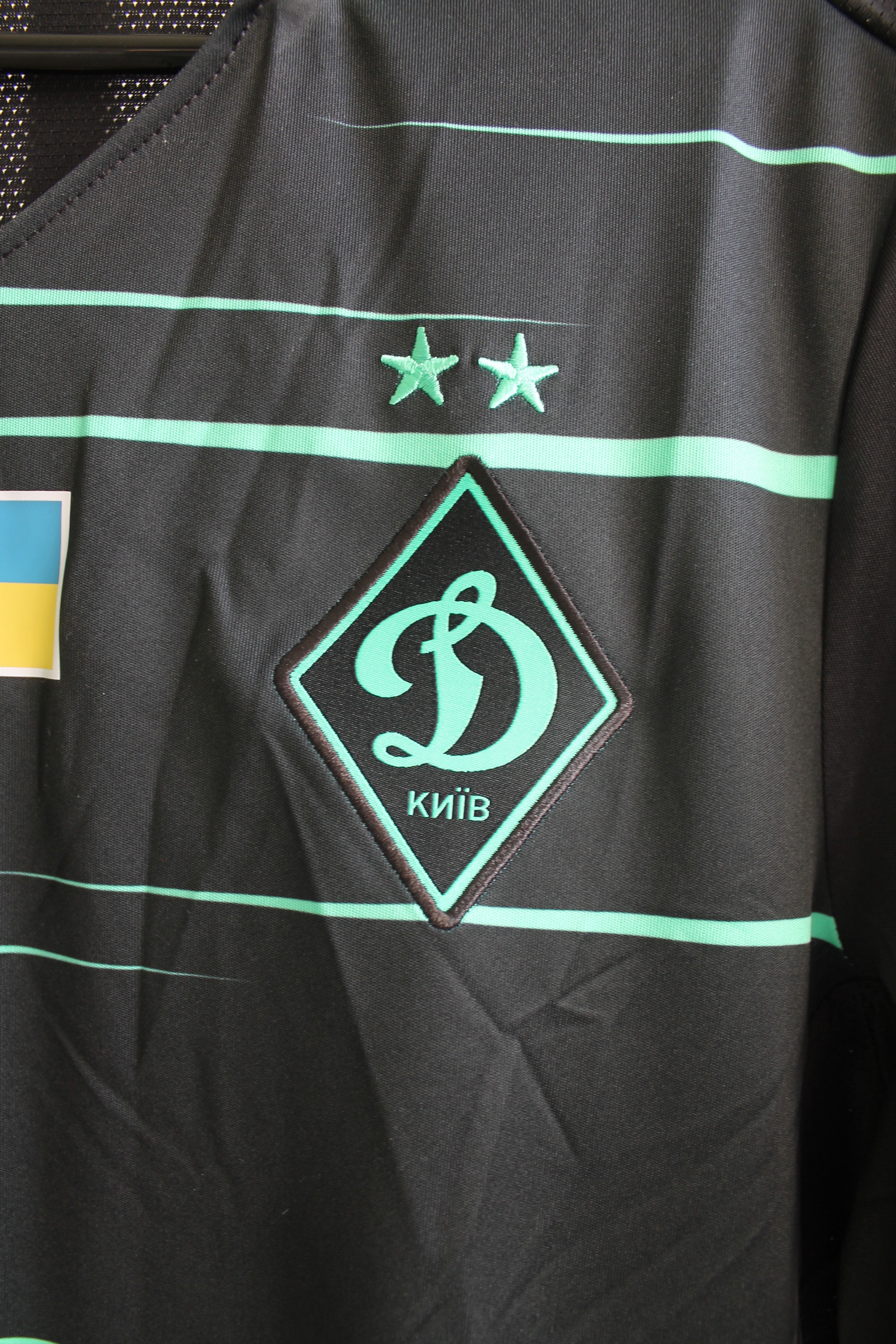 New Balance 2020 21 Dynamo Kyiv New Balance Third Kit Jersey Shirt Size US S / EU 44-46 / 1 - 5 Thumbnail