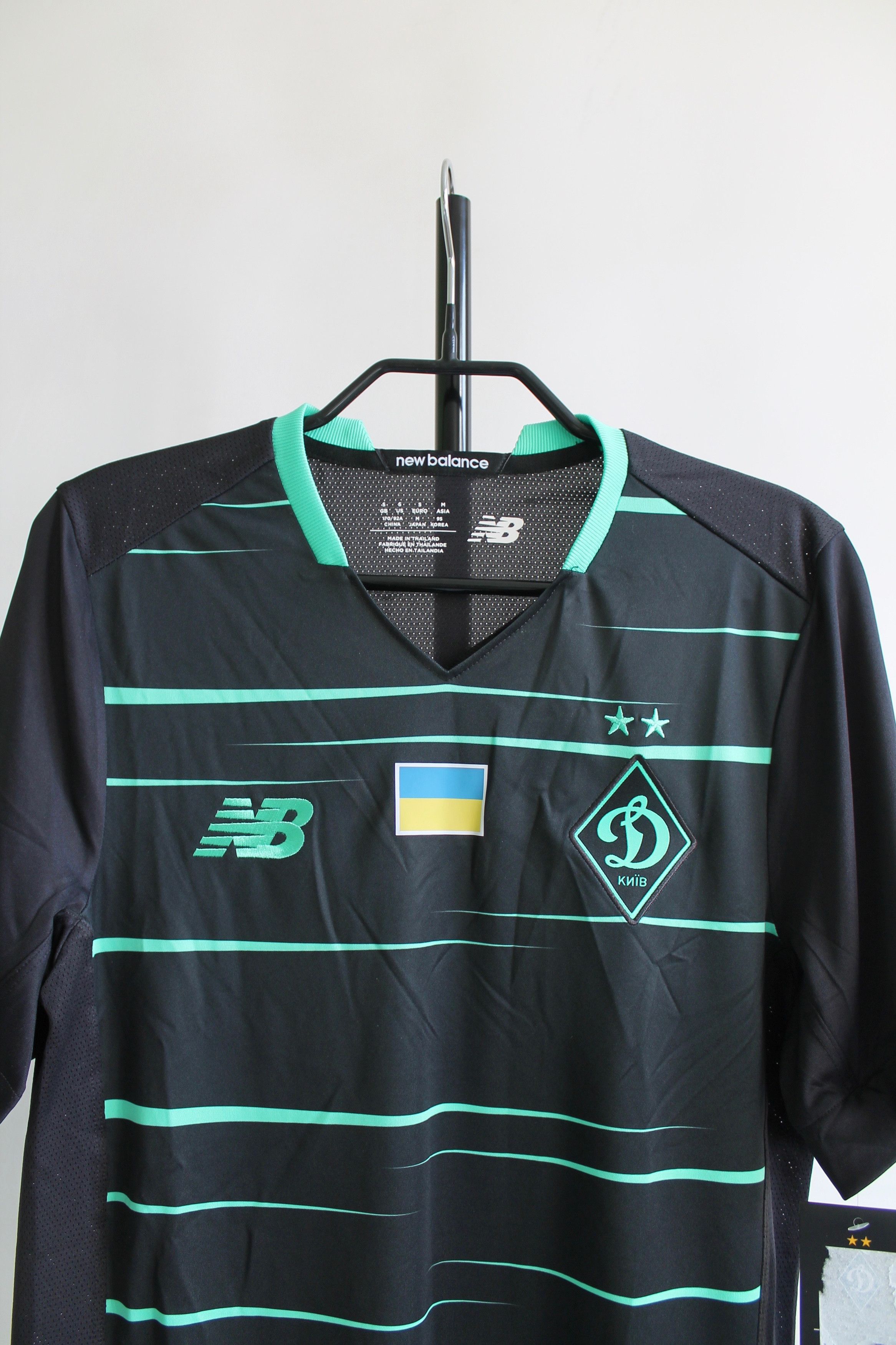 New Balance 2020 21 Dynamo Kyiv New Balance Third Kit Jersey Shirt Size US S / EU 44-46 / 1 - 4 Thumbnail
