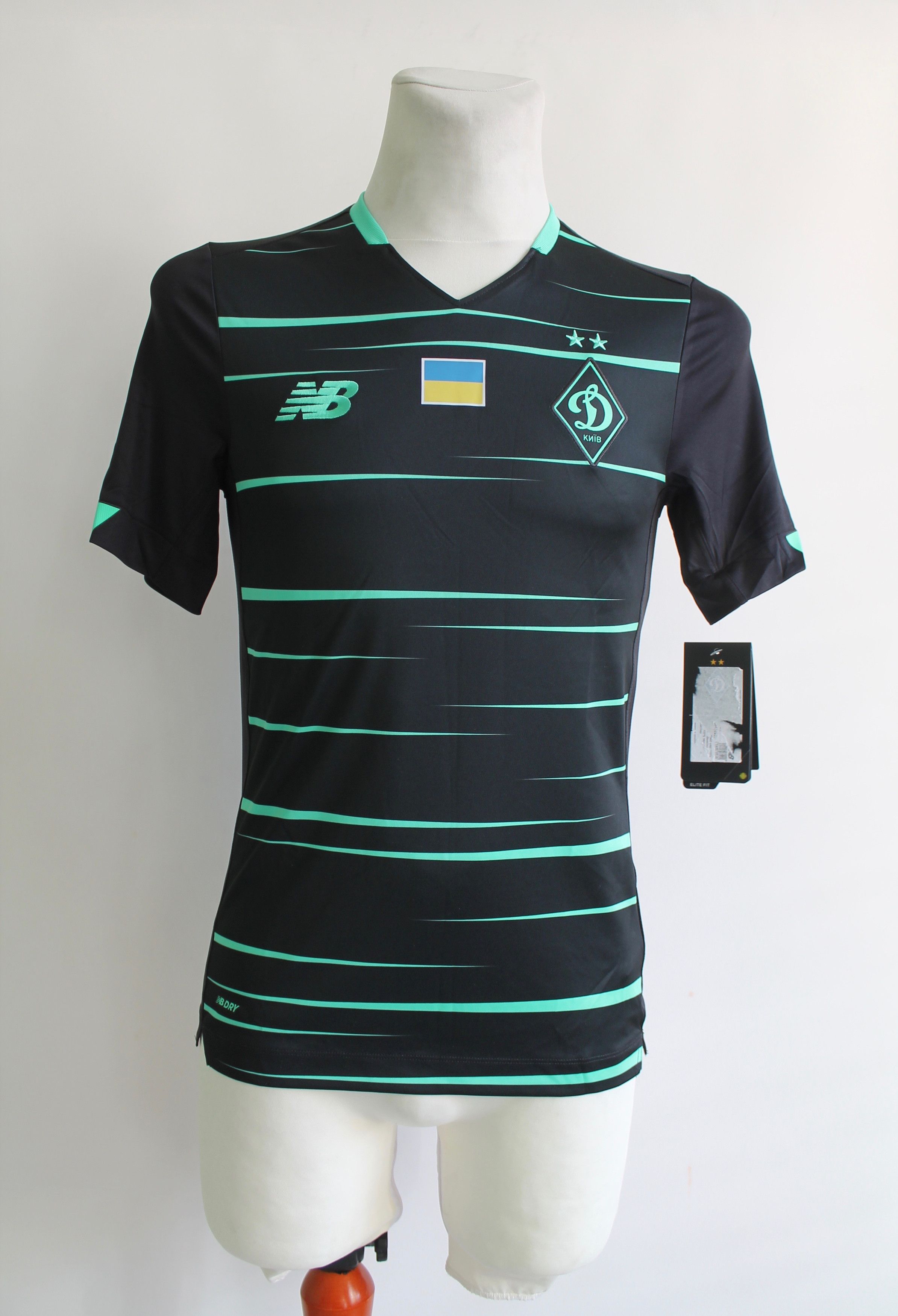 New Balance 2020 21 Dynamo Kyiv New Balance Third Kit Jersey Shirt Size US S / EU 44-46 / 1 - 11 Thumbnail