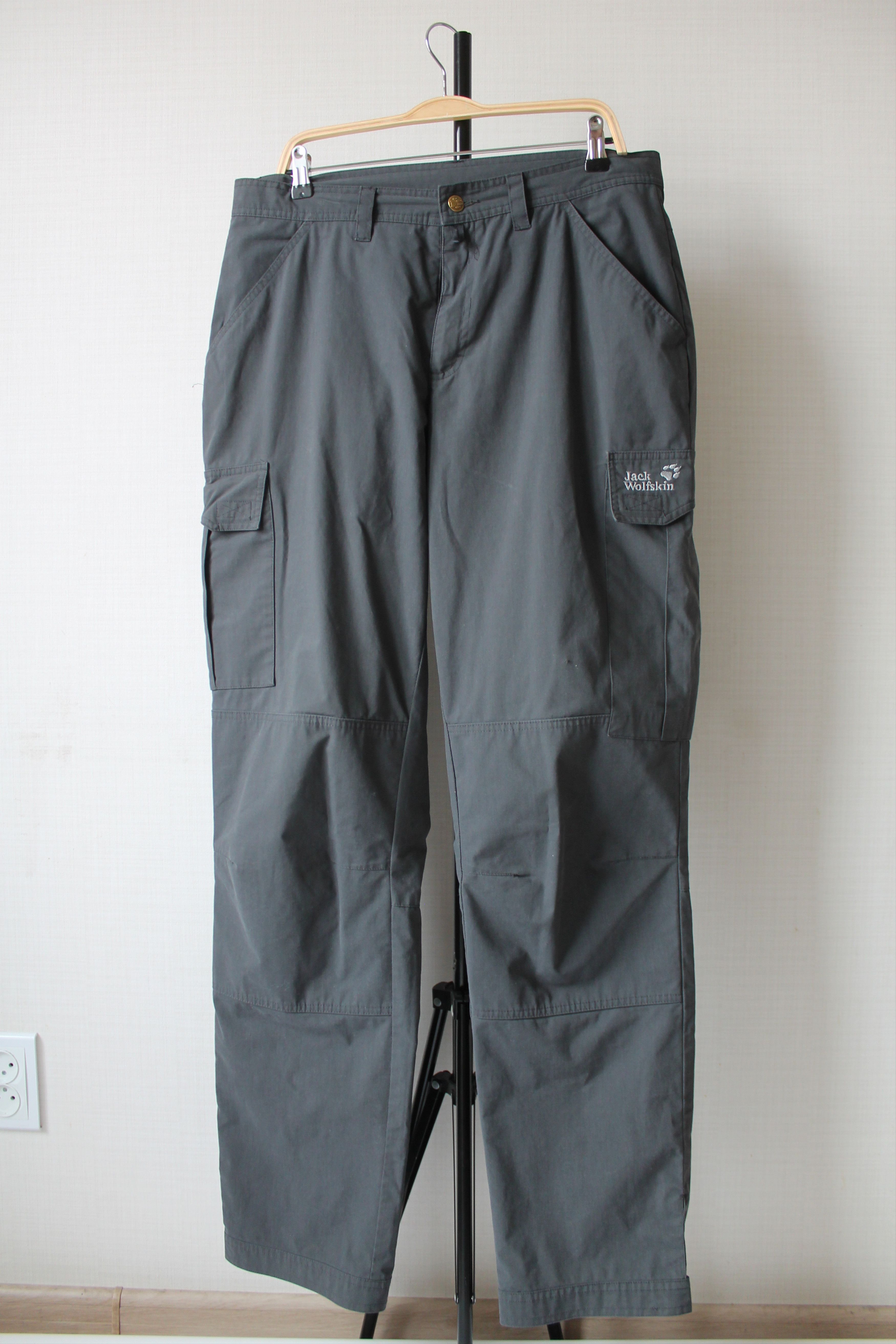 Jack Wolfskin Jack Wolfskin Outdoor Cargo Pants Graphite XL Size US 35 - 2 Thumbnail