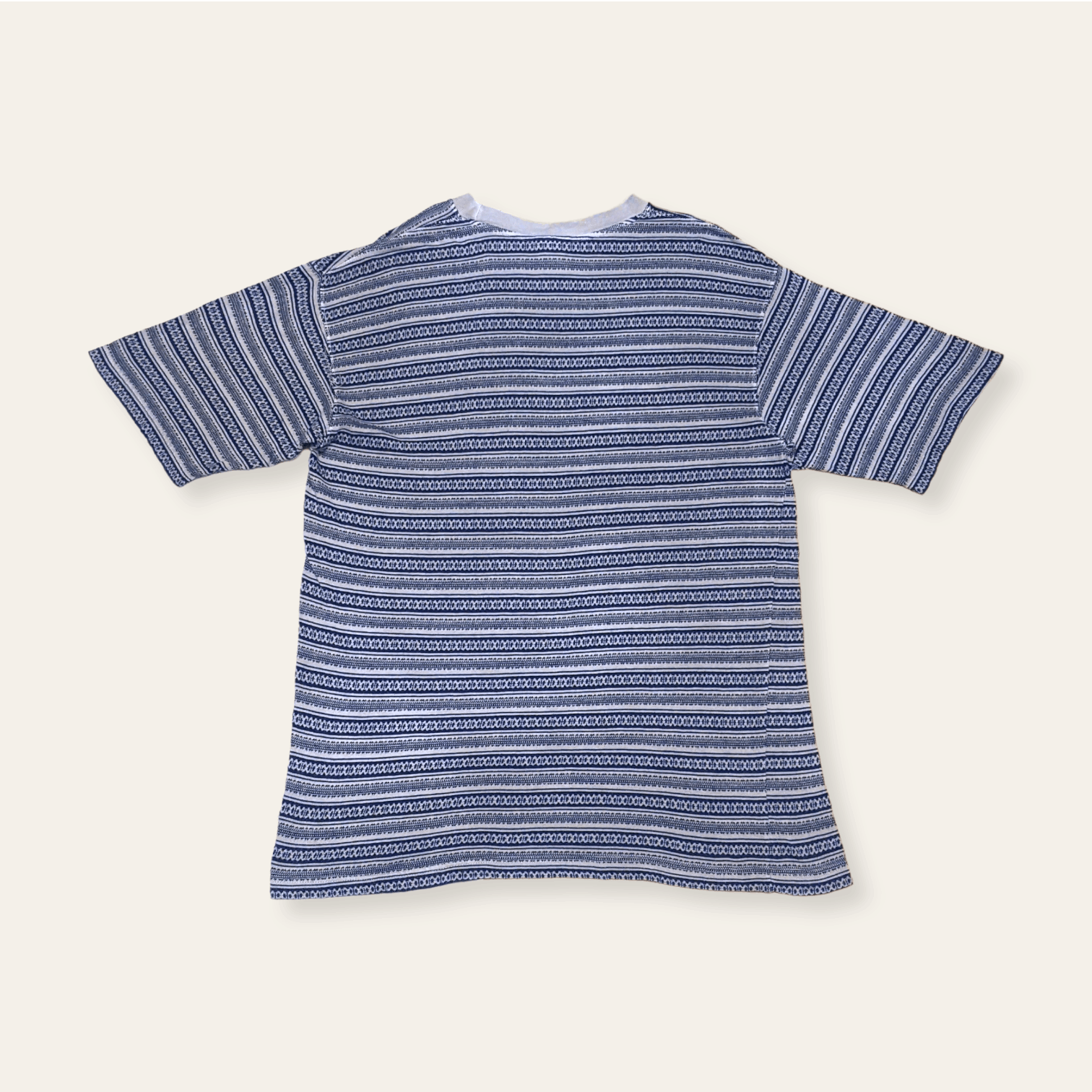 Body Glove × Vintage Vintage 90s Body Glove Surf Tomtom Tribal T shirt Size US M / EU 48-50 / 2 - 2 Thumbnail