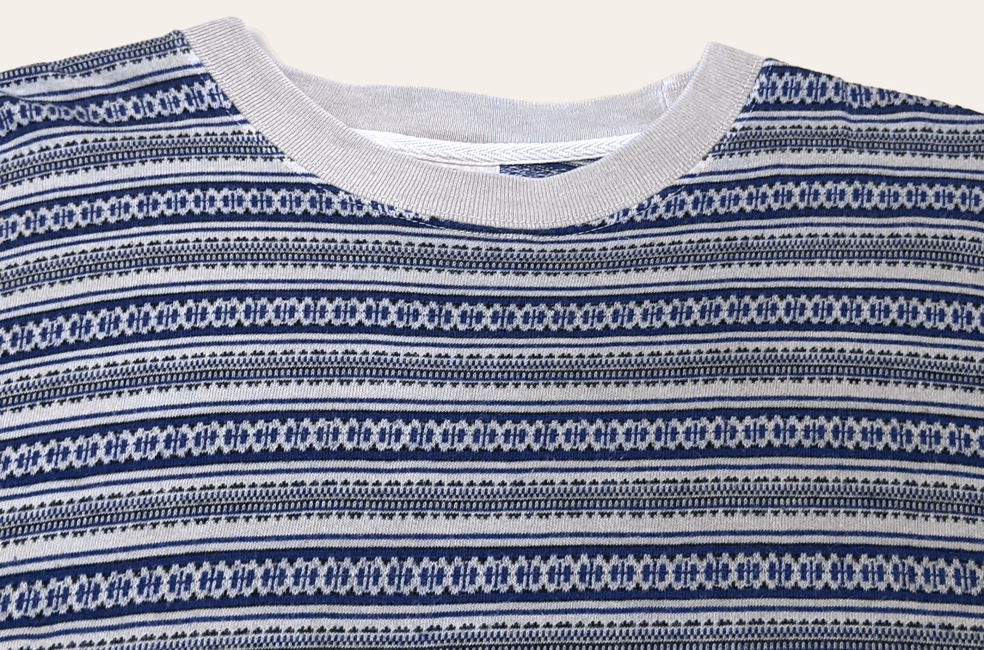 Body Glove × Vintage Vintage 90s Body Glove Surf Tomtom Tribal T shirt Size US M / EU 48-50 / 2 - 4 Thumbnail