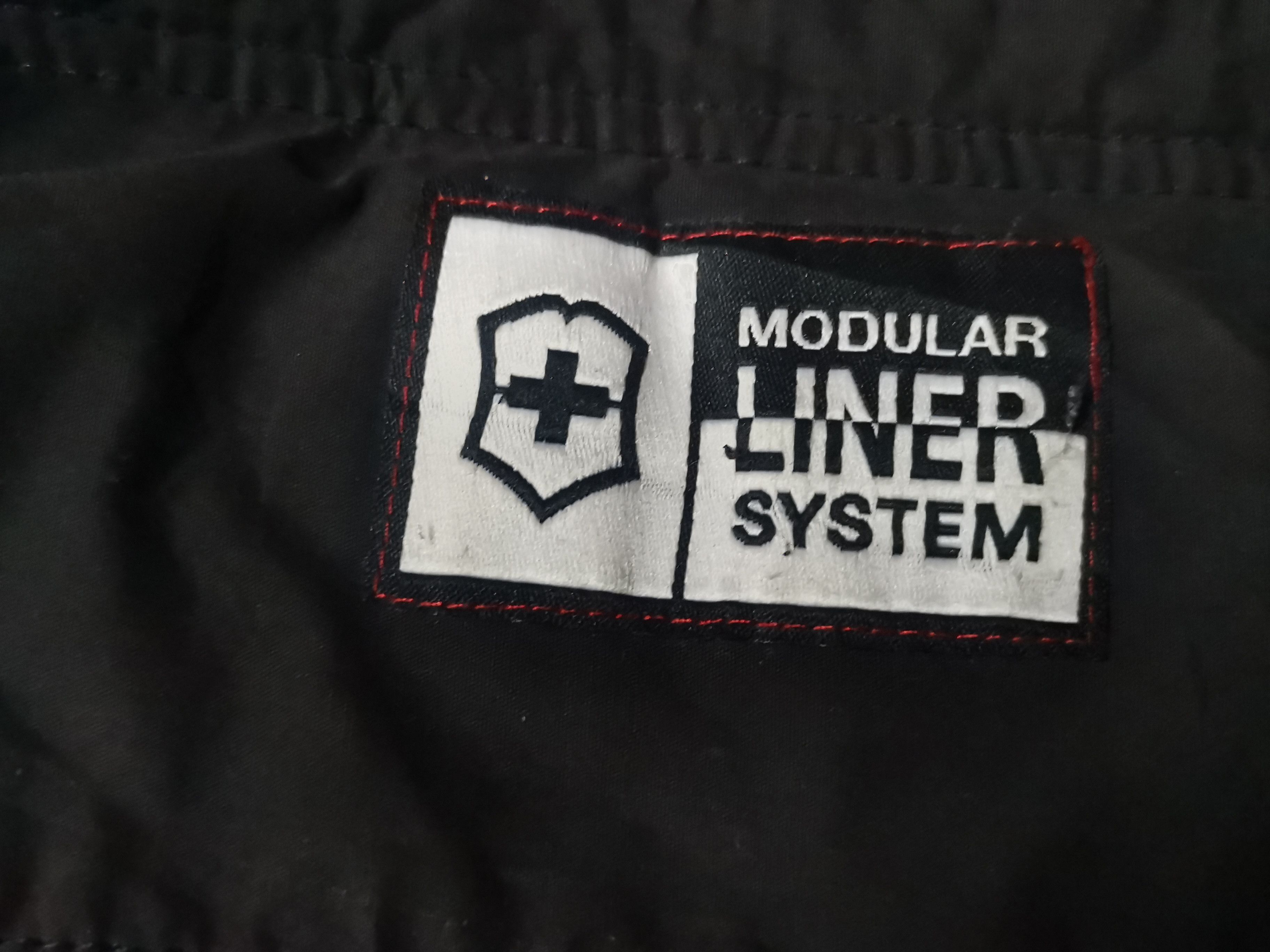 Victorinox Victorinox Zipper Jacket - Fall/Winter 2015 Size US L / EU 52-54 / 3 - 9 Thumbnail