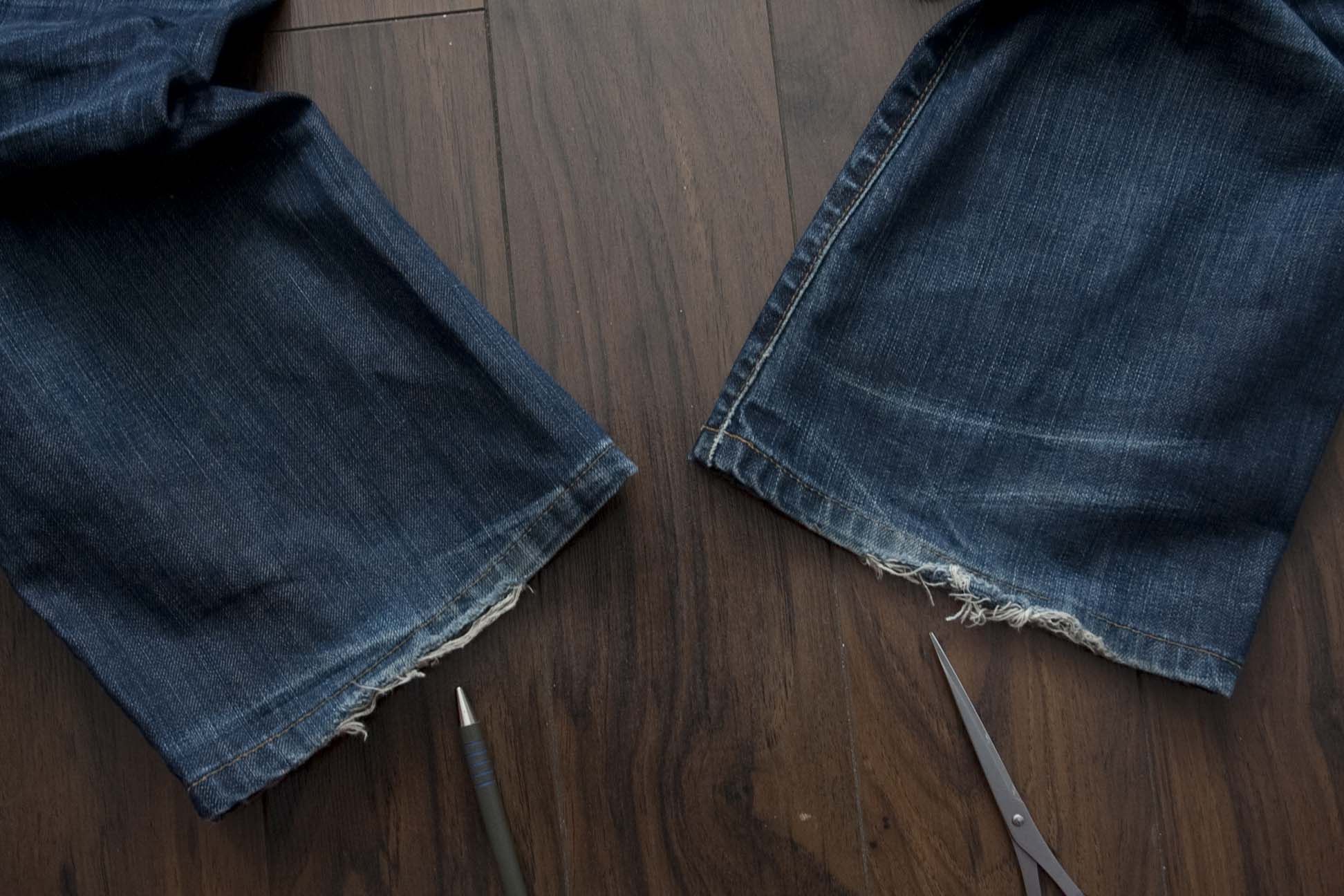 Gap Gap Jeans Boot Distressed Size 34x26.5 Size US 34 / EU 50 - 3 Thumbnail