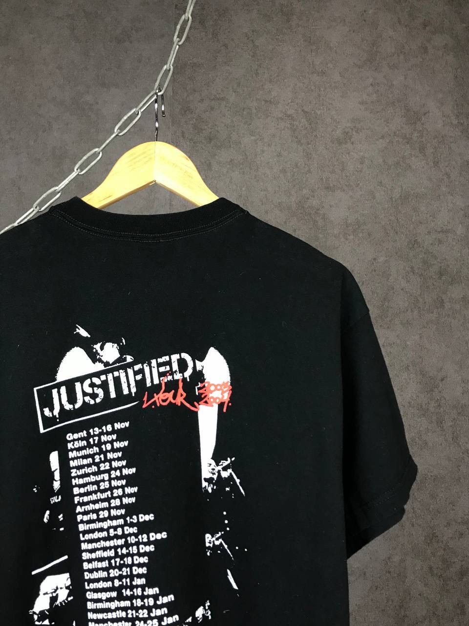 Band Tees × Vintage Justified 2003 vintage rock band tour tee Size US L / EU 52-54 / 3 - 4 Thumbnail