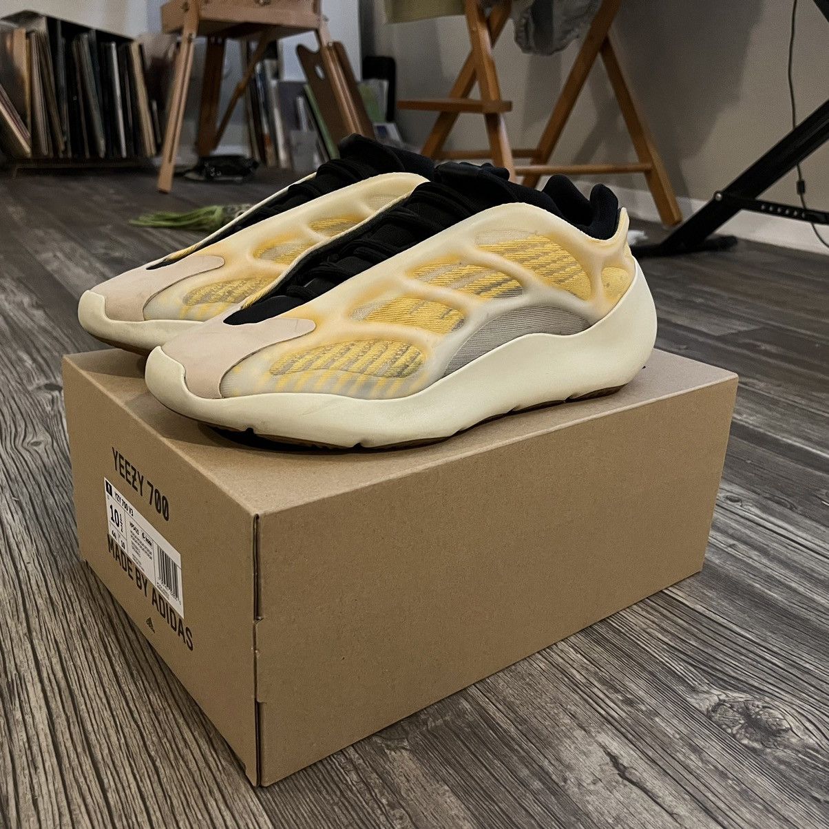 yeezy 700 v3 flower