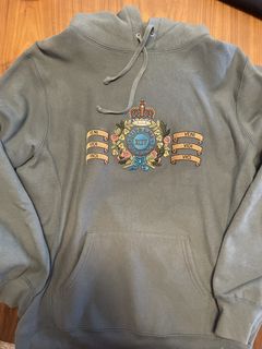 Supreme crest hot sale hoodie