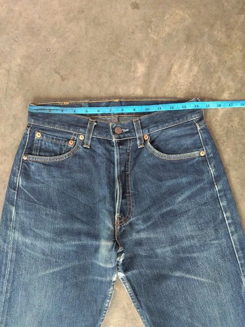 Levi's Vintage Levi's 501 Made In USA Distressed Jeans 28x30 Size US 28 / EU 44 - 6 Thumbnail