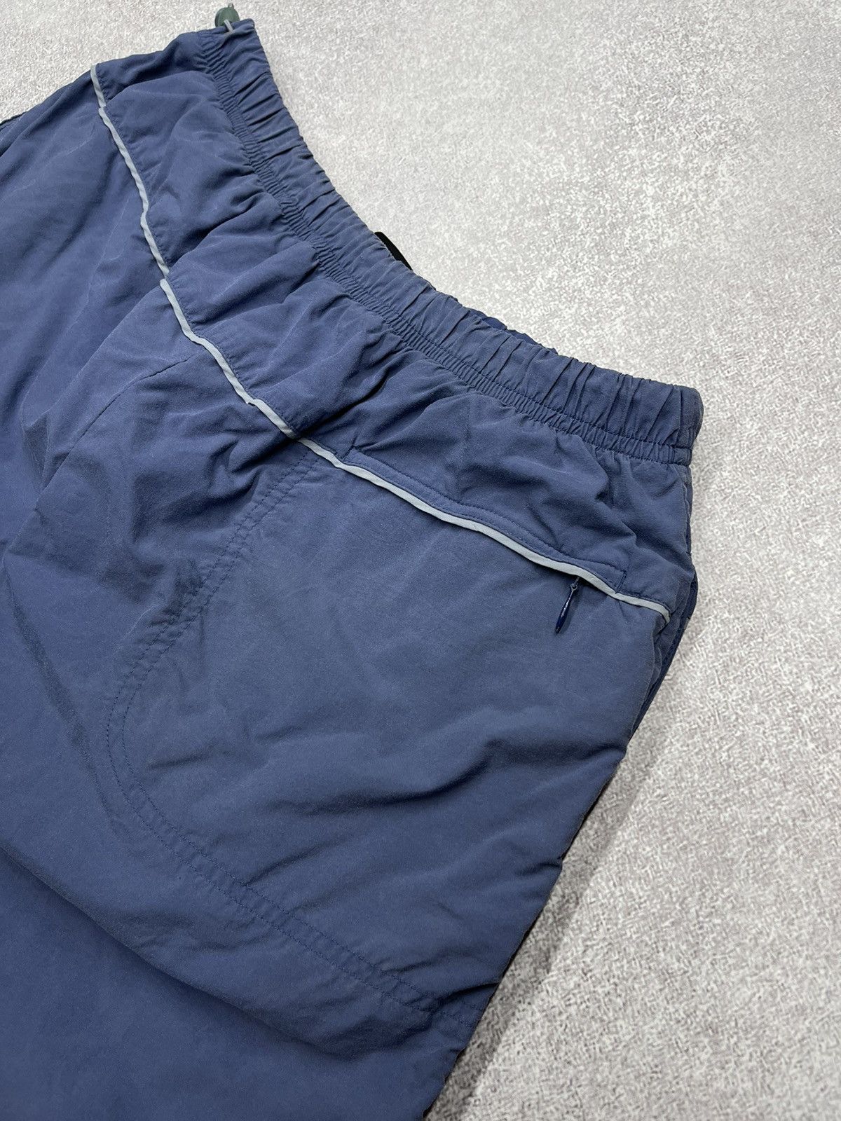 Nike Vintage Nike Shorts Rare Streetwear Y2K size M Size US 32 / EU 48 - 6 Thumbnail