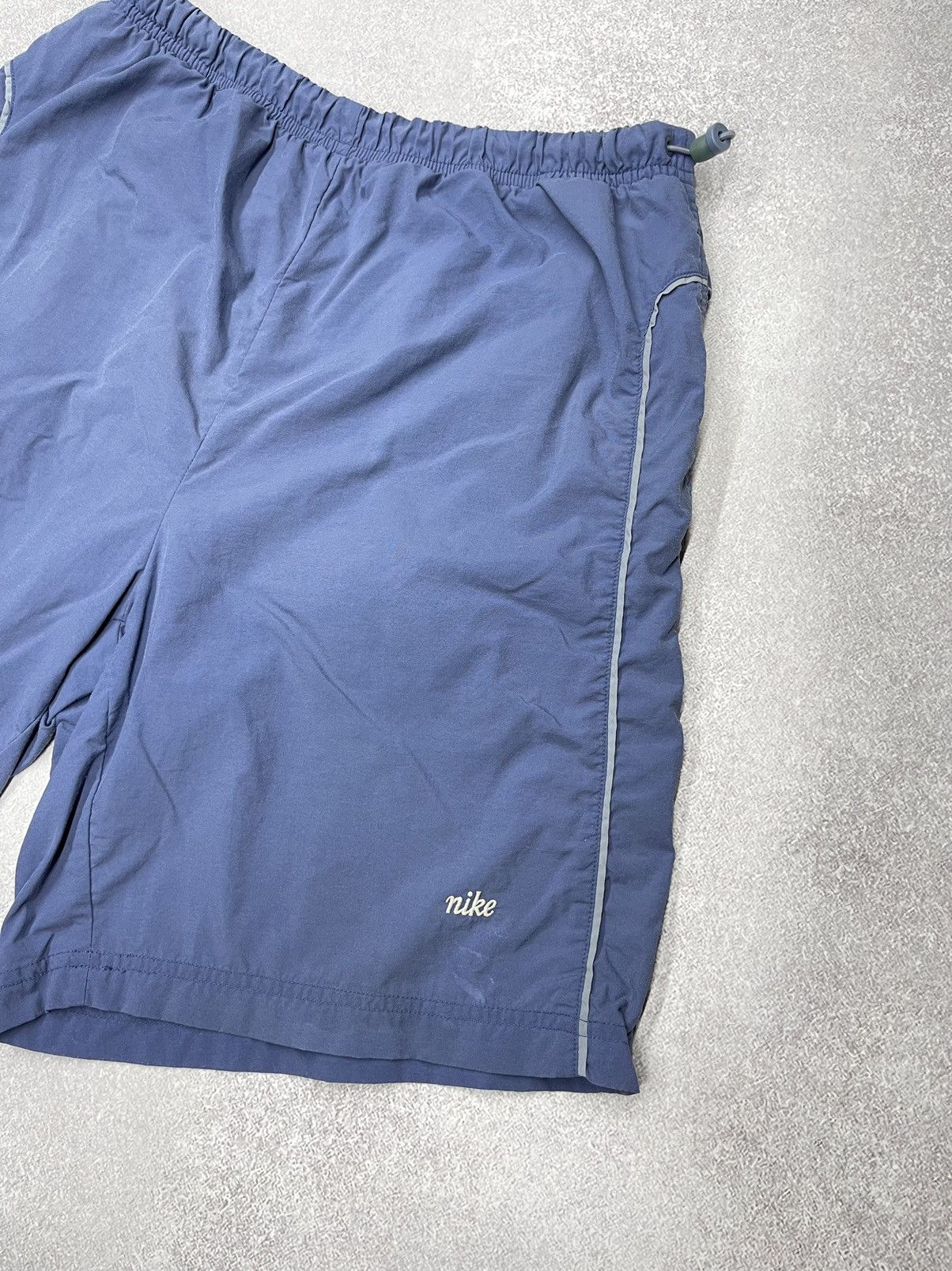 Nike Vintage Nike Shorts Rare Streetwear Y2K size M Size US 32 / EU 48 - 2 Thumbnail