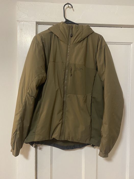 Arc'Teryx Arcteryx leaf atom LT (gen 2) | Grailed