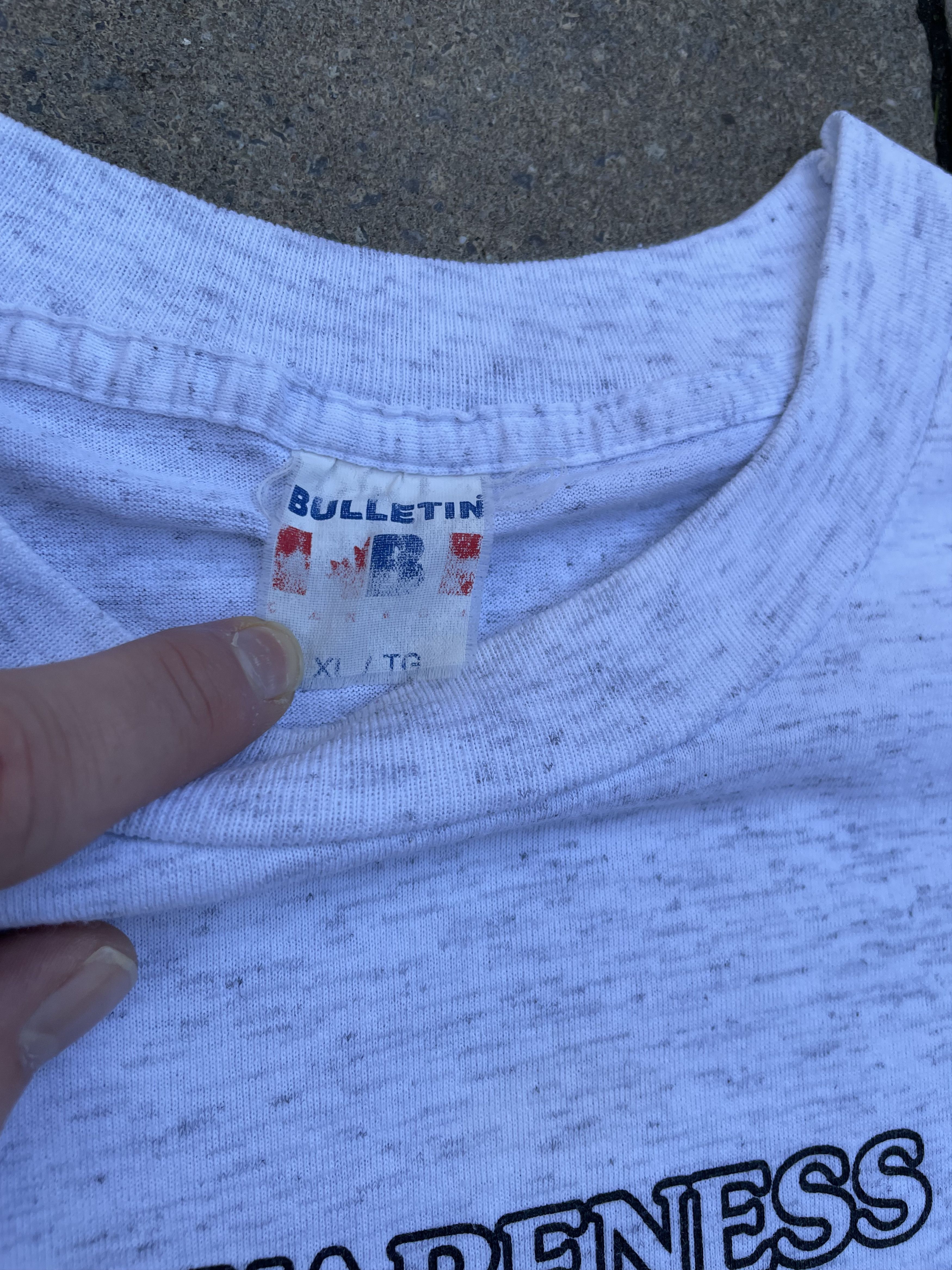 Vintage Single Stitch "Native Awareness Days" T-Shirt Size US XL / EU 56 / 4 - 3 Thumbnail