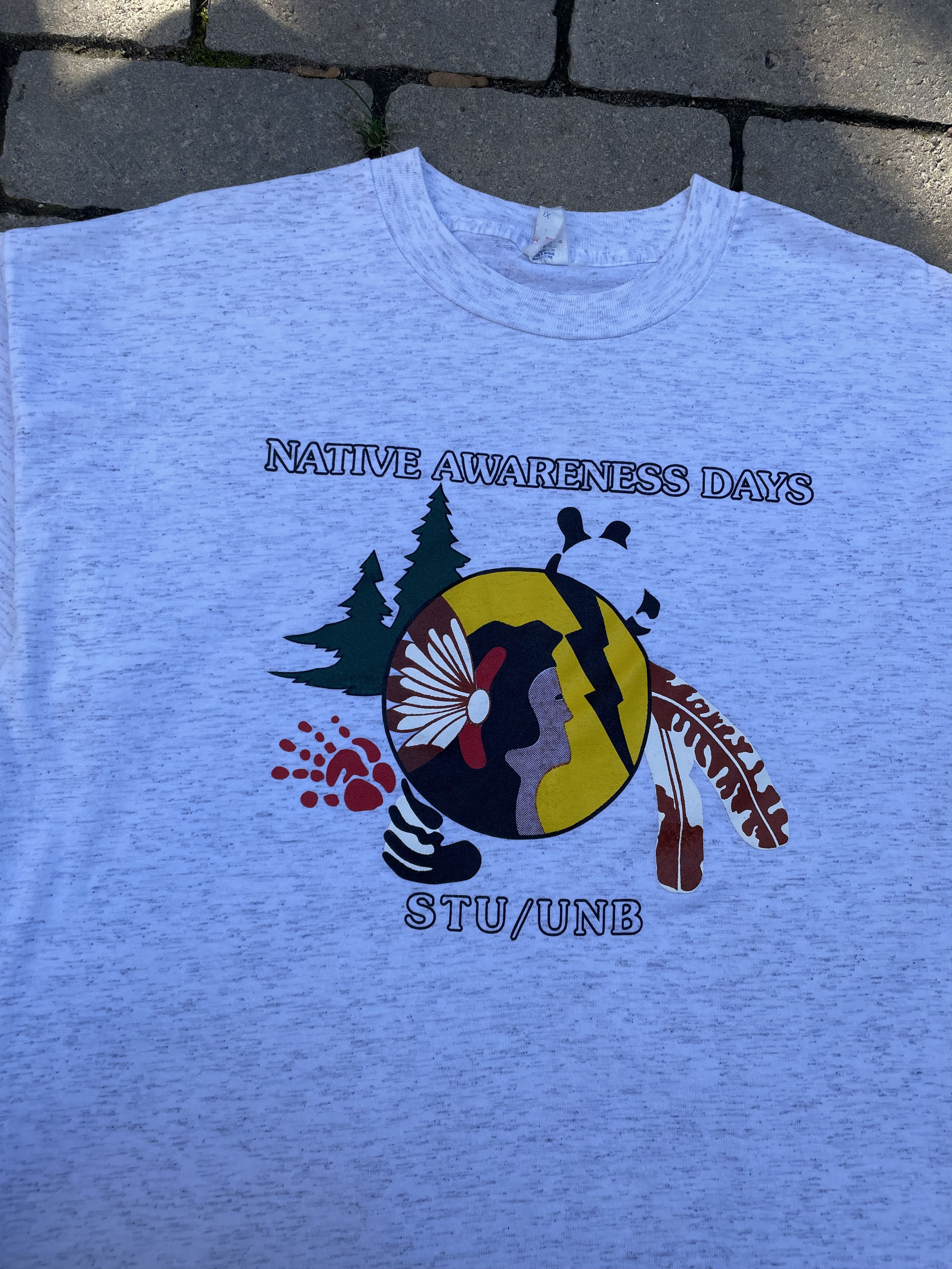 Vintage Single Stitch "Native Awareness Days" T-Shirt Size US XL / EU 56 / 4 - 2 Thumbnail
