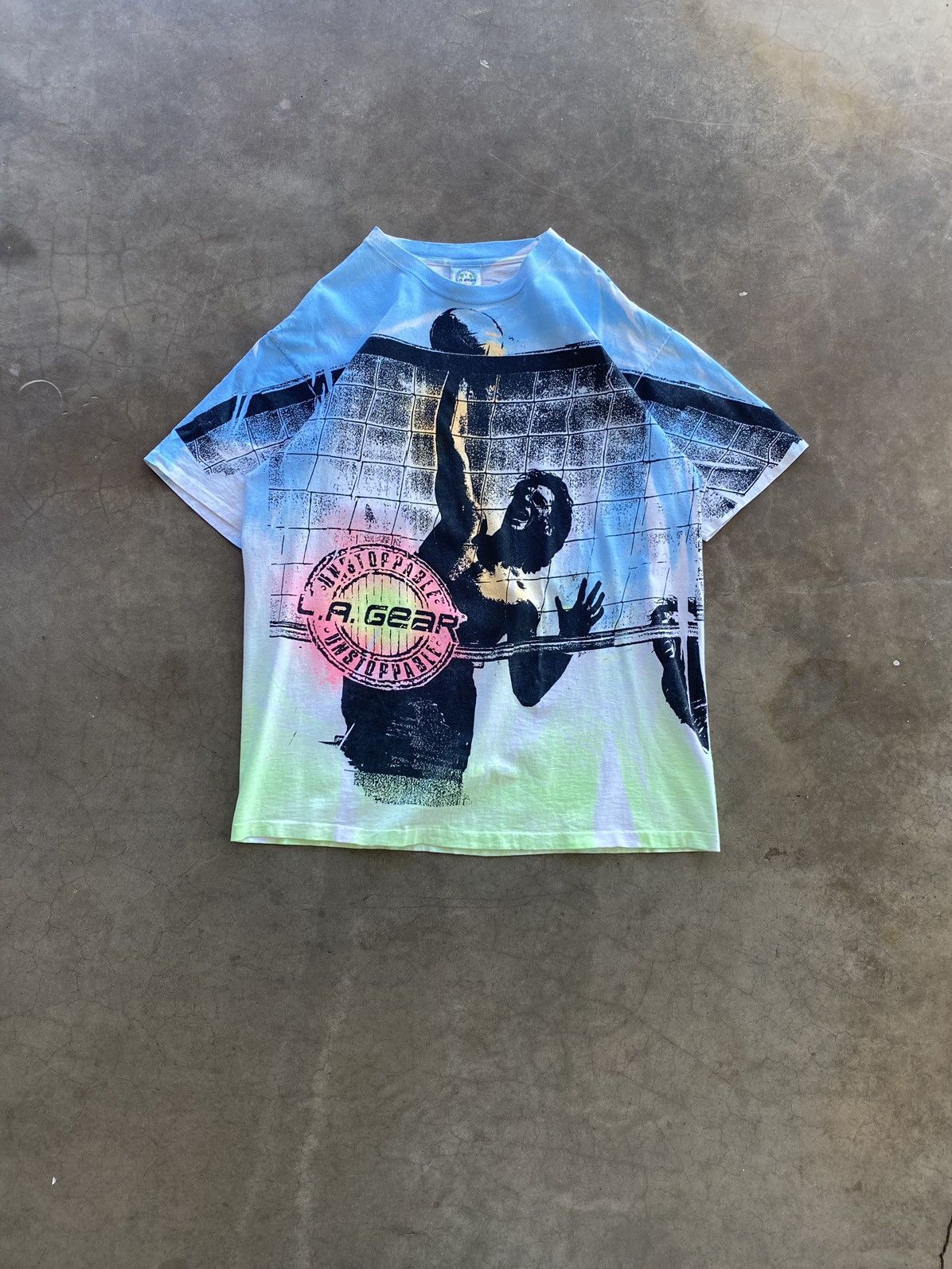La Gear Vintage 90s LA Gear Beach Volleyball All Over Print T-shirt Size US XL / EU 56 / 4 - 1 Thumbnail