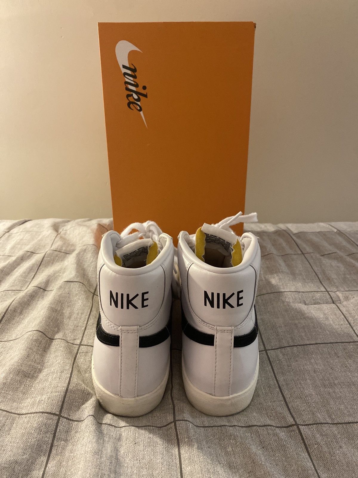 Nike Nike Blazer ‘77 Mid Size US 9 / EU 42 - 2 Thumbnail