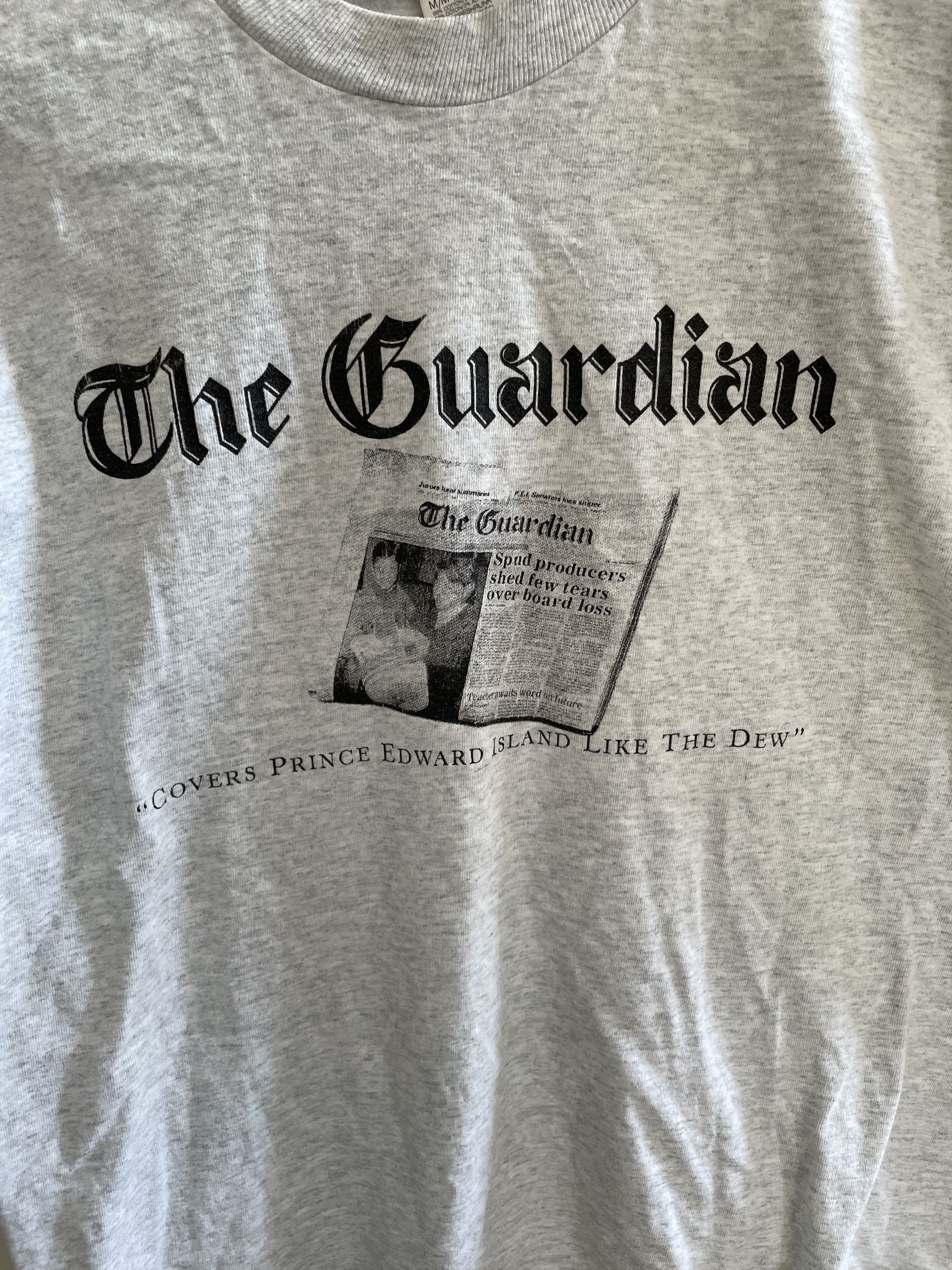 Fruit Of The Loom × Vintage 80's Single Stitch PEI Guardian Newspaper Tee Size US M / EU 48-50 / 2 - 2 Thumbnail