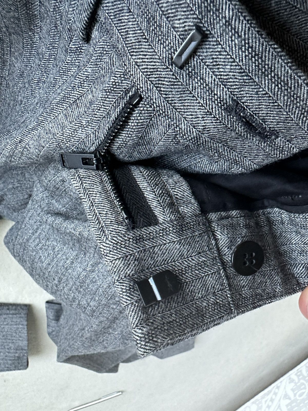 Saint Laurent Paris FW18 Saint Laurent houndstooth pinstripe grey trousers BNWOT Size 38R - 22 Thumbnail
