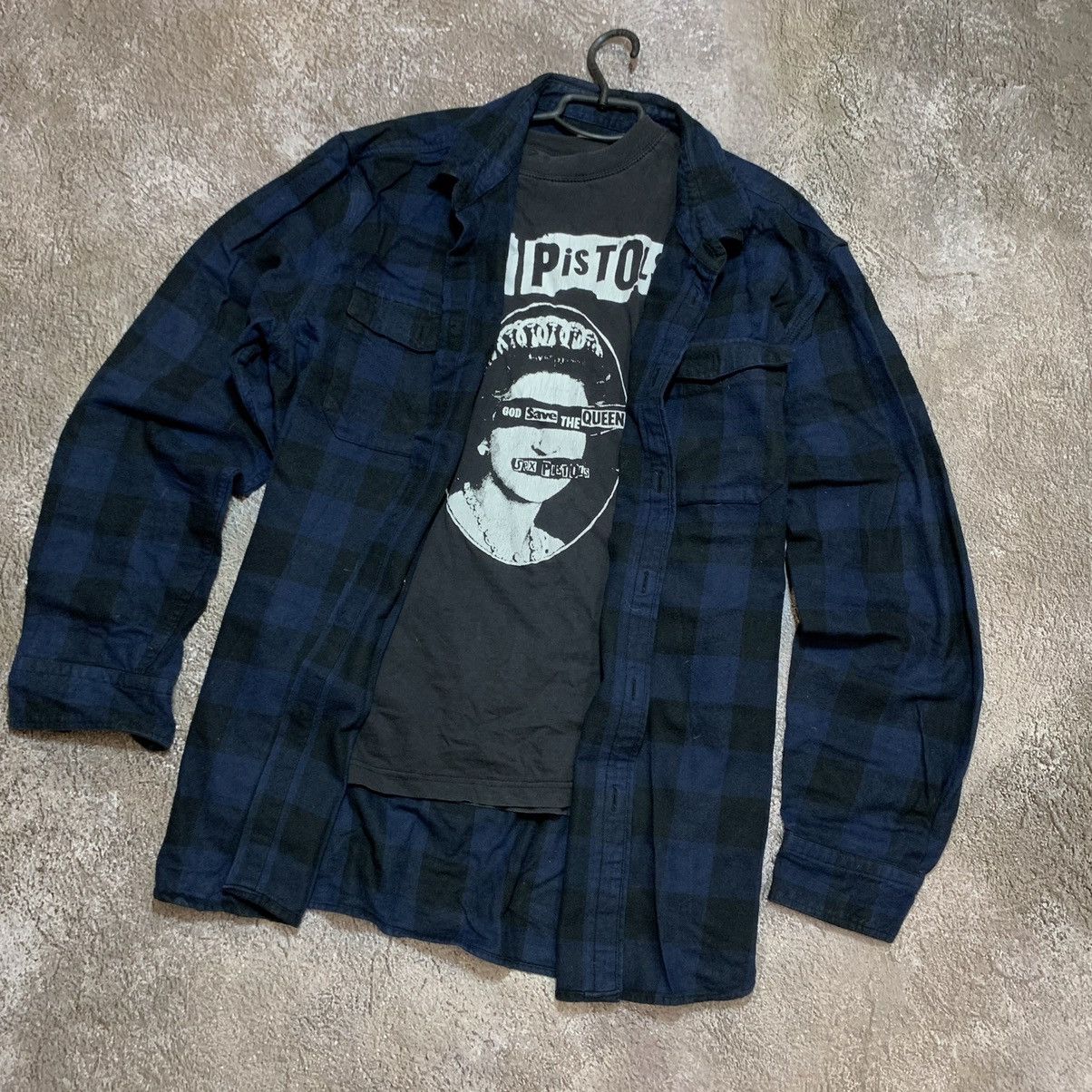 Vintage Vintage 90s Punk Graphic Tee Plaid Shirt Streetwear Baggy XL Size US XL / EU 56 / 4 - 2 Thumbnail