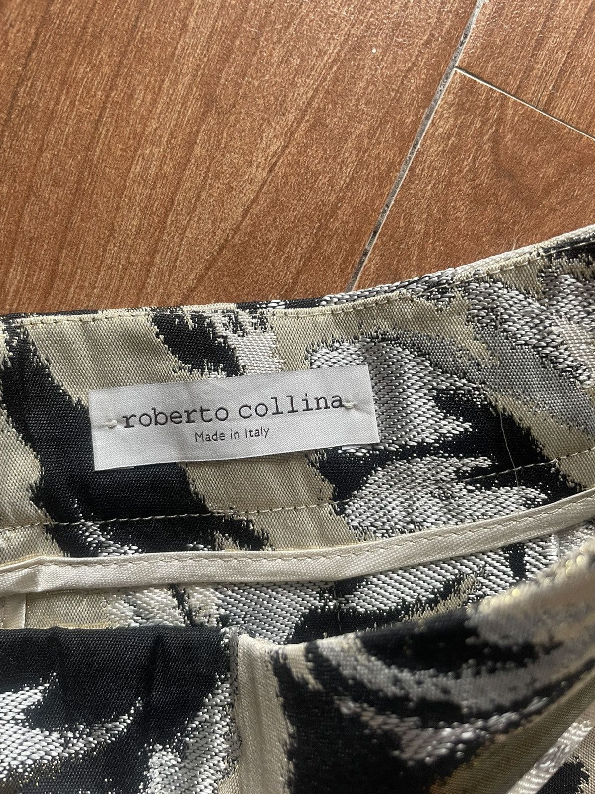 Roberto Collina Roberto Collina Miniskirt Size 26" / US 2 / IT 38 - 4 Thumbnail