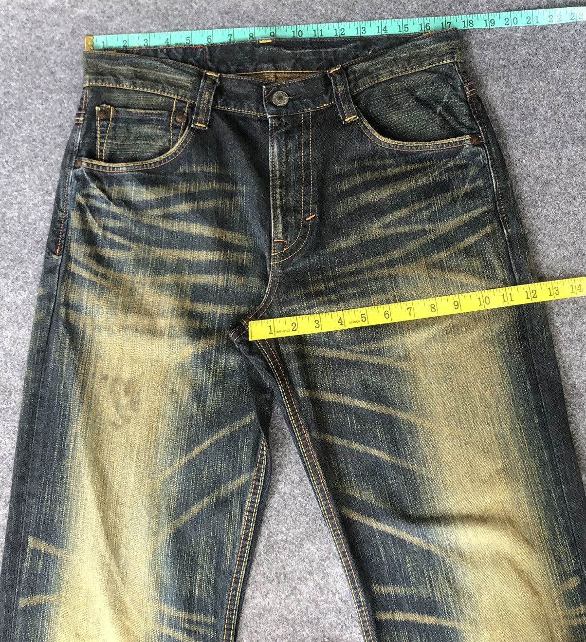 Edwin Vintage🔥EDWIN🔥Distressed Thunder Light Wash Flare Denim Size US 35 - 3 Thumbnail