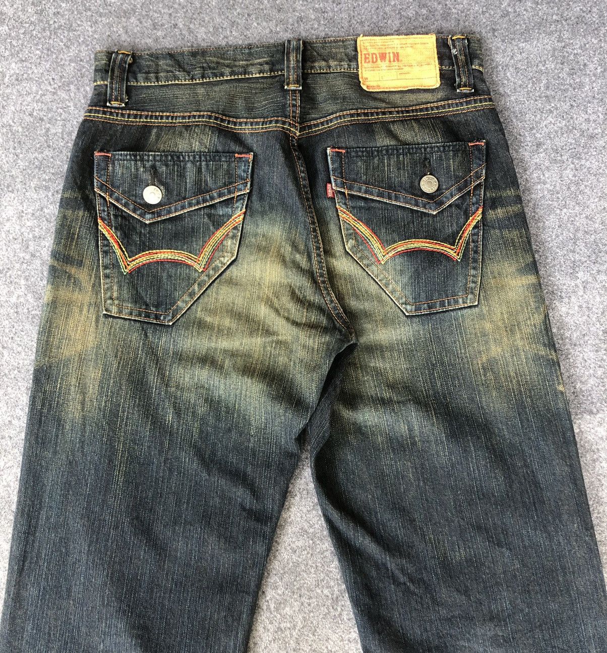 Edwin Vintage🔥EDWIN🔥Distressed Thunder Light Wash Flare Denim Size US 35 - 8 Thumbnail