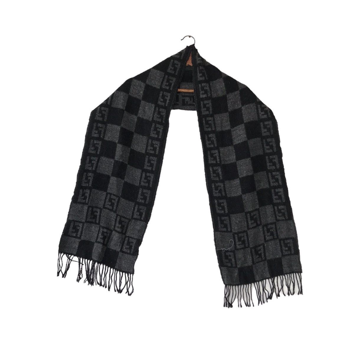 ‼️🔥FENDI WOOL SCAF 🔥‼️