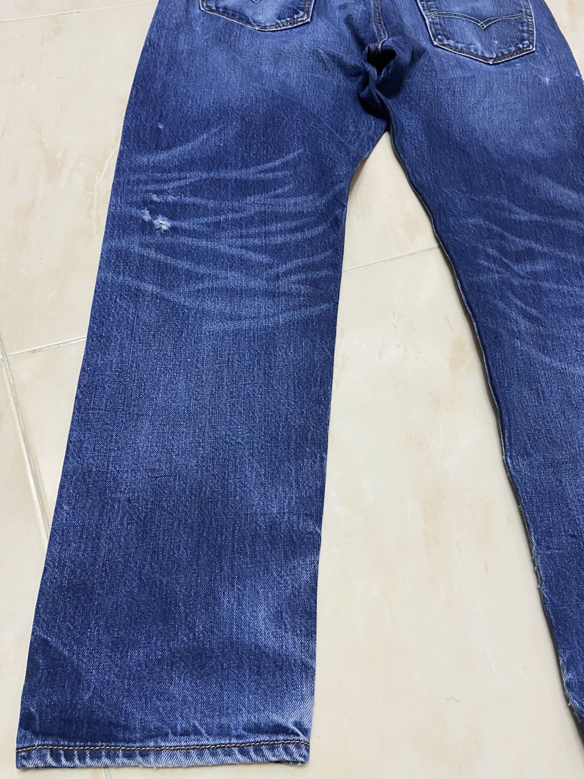 Levi's Vintage Clothing Vintage 501 Levis Jeans Denim fit W35 straight cut dark blue Size US 35 - 12 Thumbnail