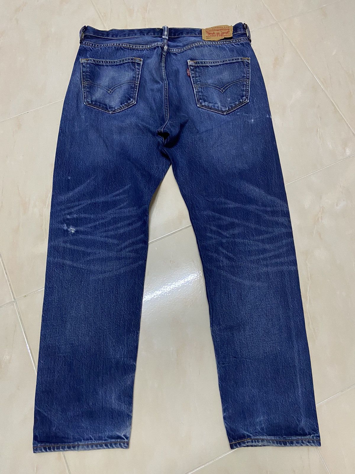 Levi's Vintage Clothing Vintage 501 Levis Jeans Denim fit W35 straight cut dark blue Size US 35 - 1 Thumbnail