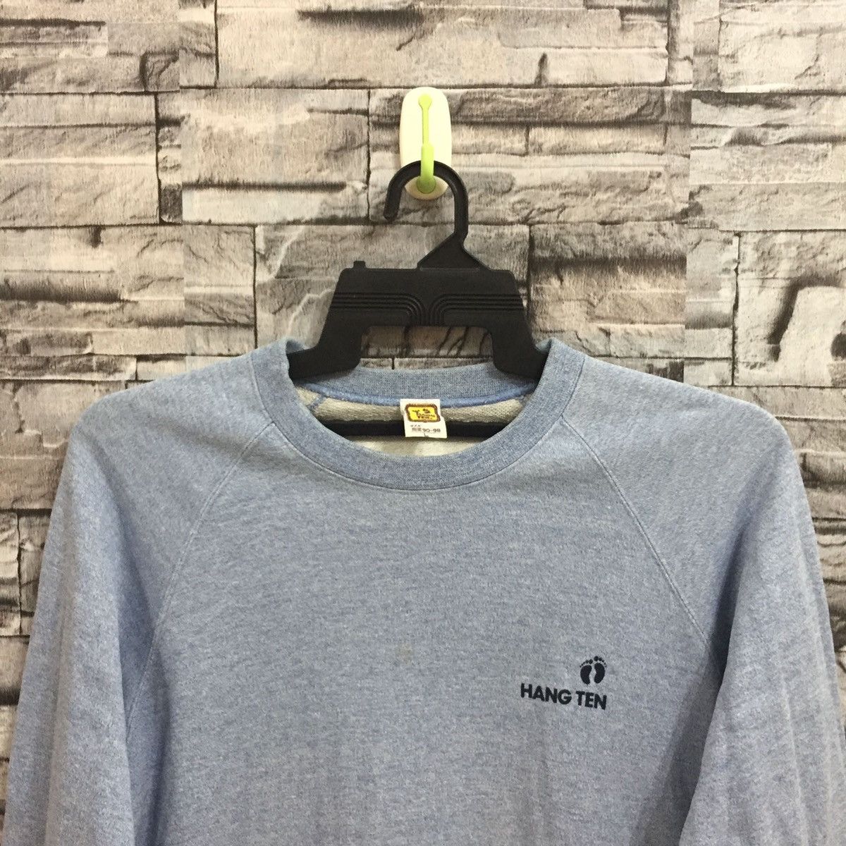 Hang Ten Vintage 80s HANG TEN sweatshirt small logo size L fit M Size US M / EU 48-50 / 2 - 2 Thumbnail