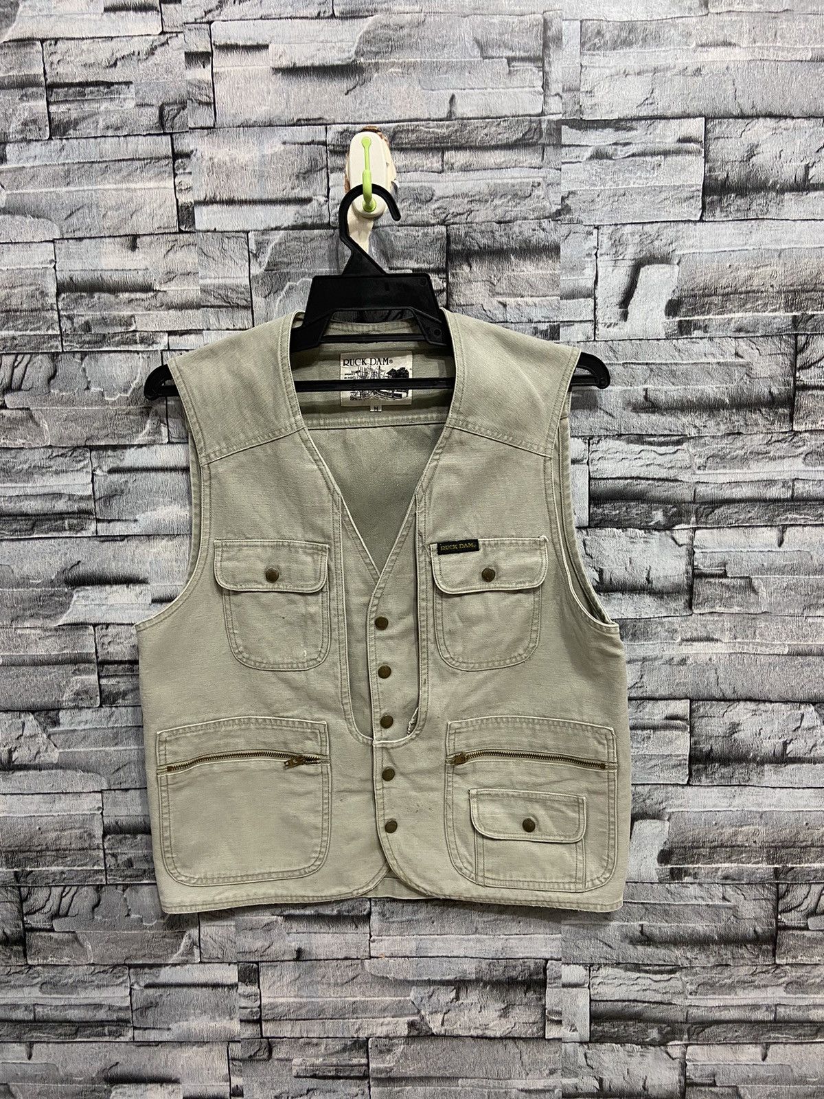 image of Vintage Ruck Dam Tactical Vest Streetwear in Grey, Men's (Size Medium)