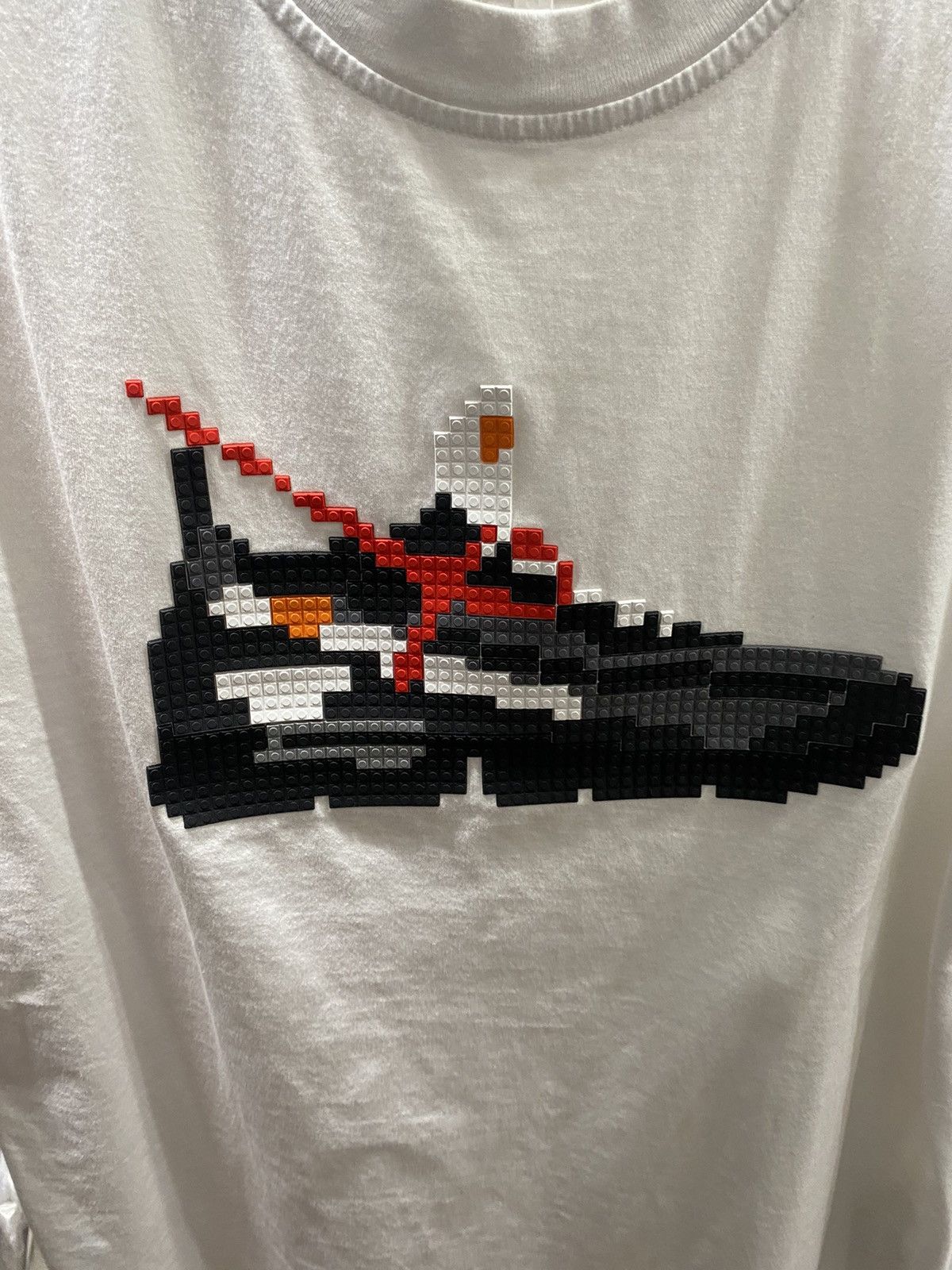 Mostly Heard Rarely Seen 8-bit OW tee Size US L / EU 52-54 / 3 - 1 Thumbnail