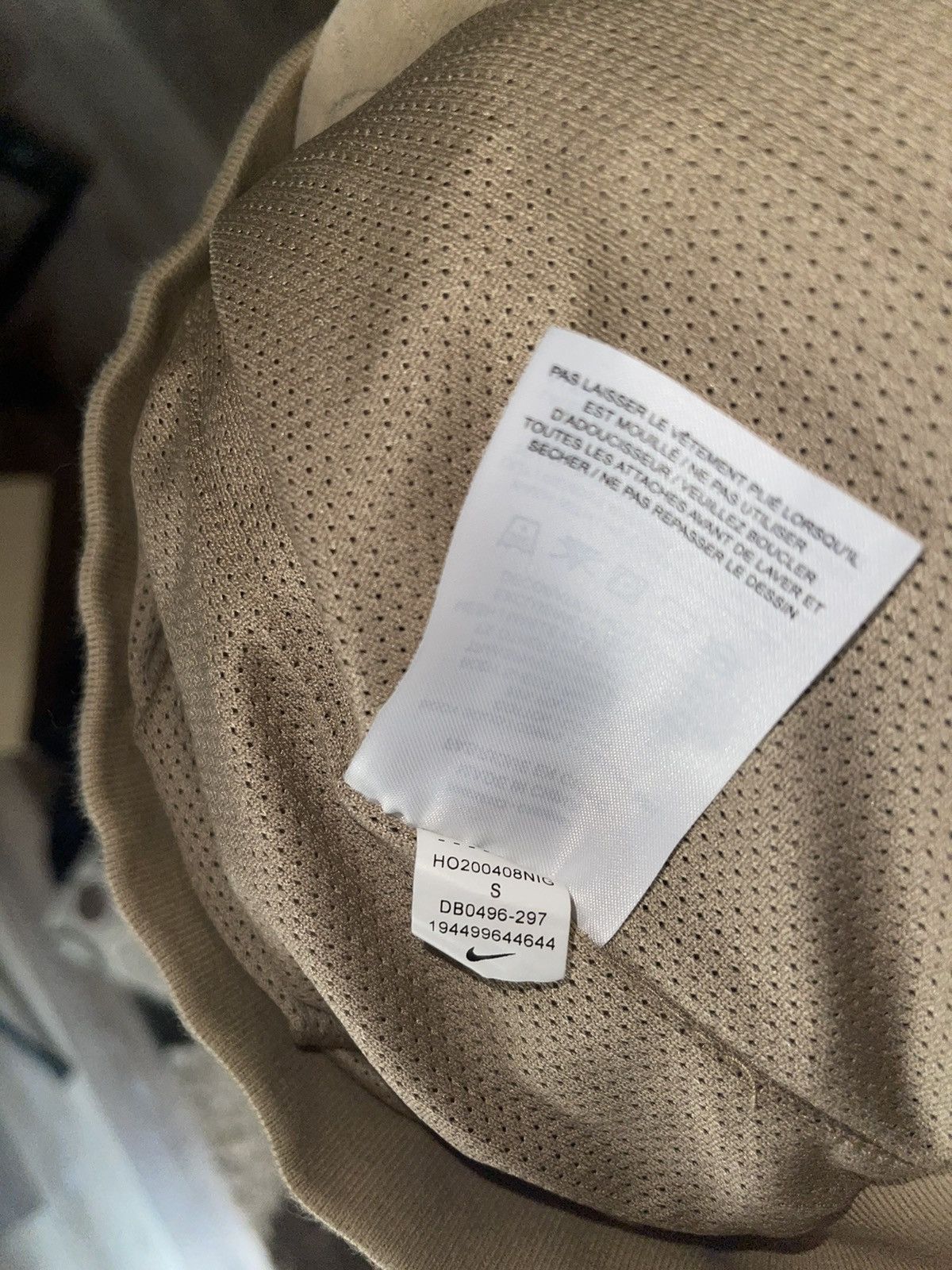 Nike × Supreme Supreme Nike Velour Track Jacket Tan size small *RARE* Size US S / EU 44-46 / 1 - 7 Thumbnail