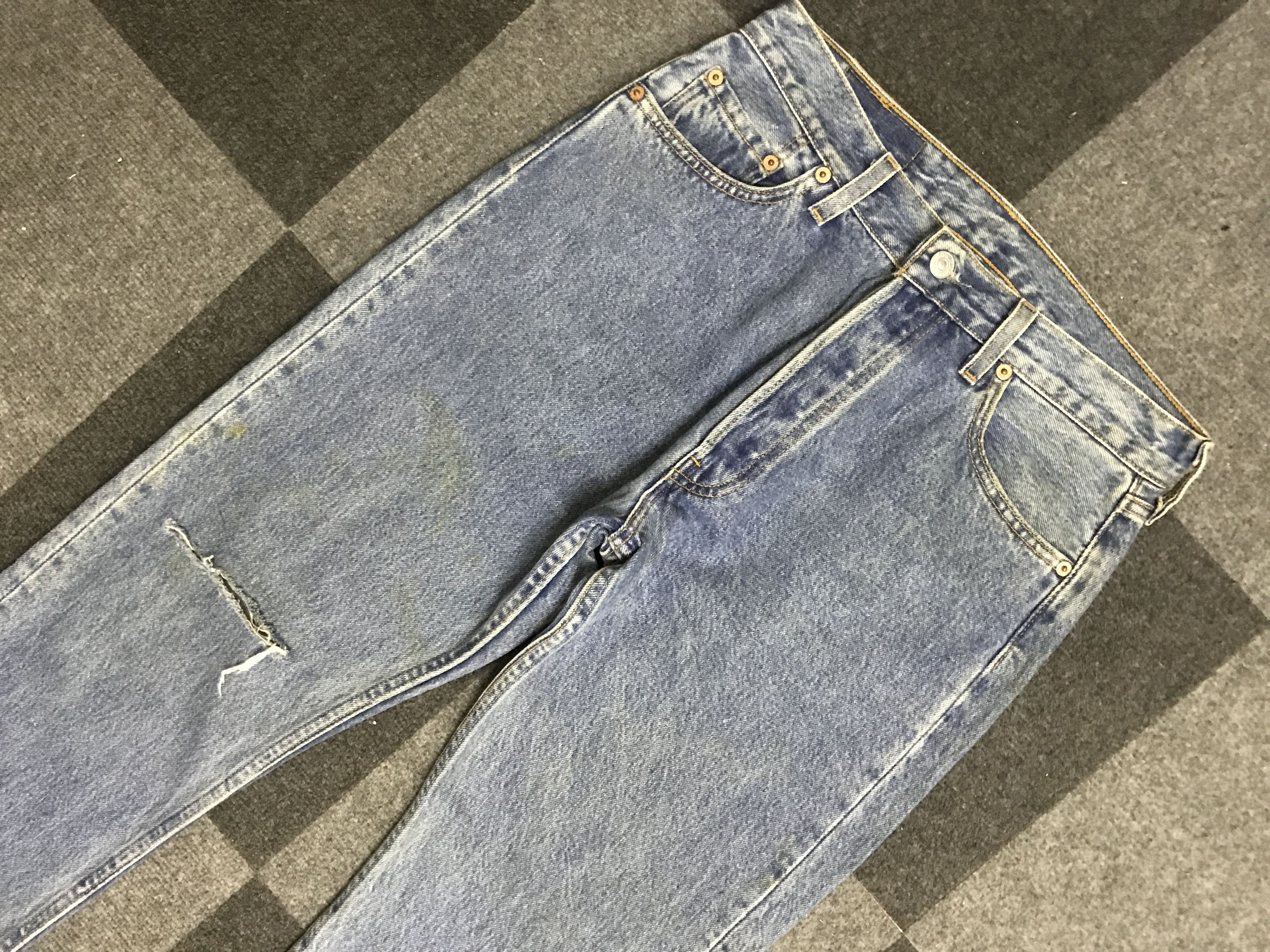 Levi's × Vintage VLEV140-Vintage Levis 501 Women Distressed Jeans Size 29" - 2 Thumbnail