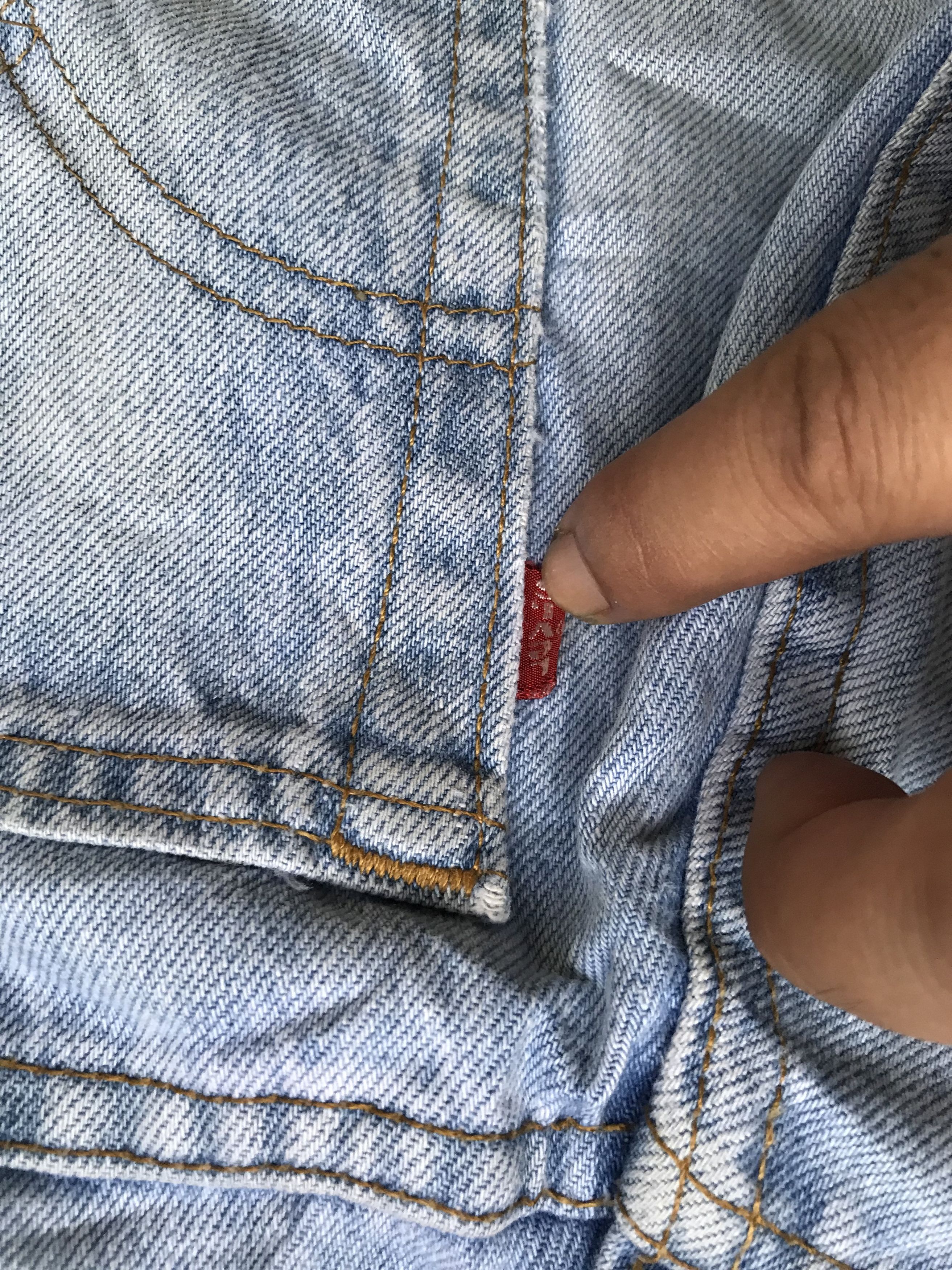 Levi's × Levi's Vintage Clothing × Vintage VLEV29 - Vintage Levis 520 Light Wash Denim Size US 30 / EU 46 - 10 Thumbnail