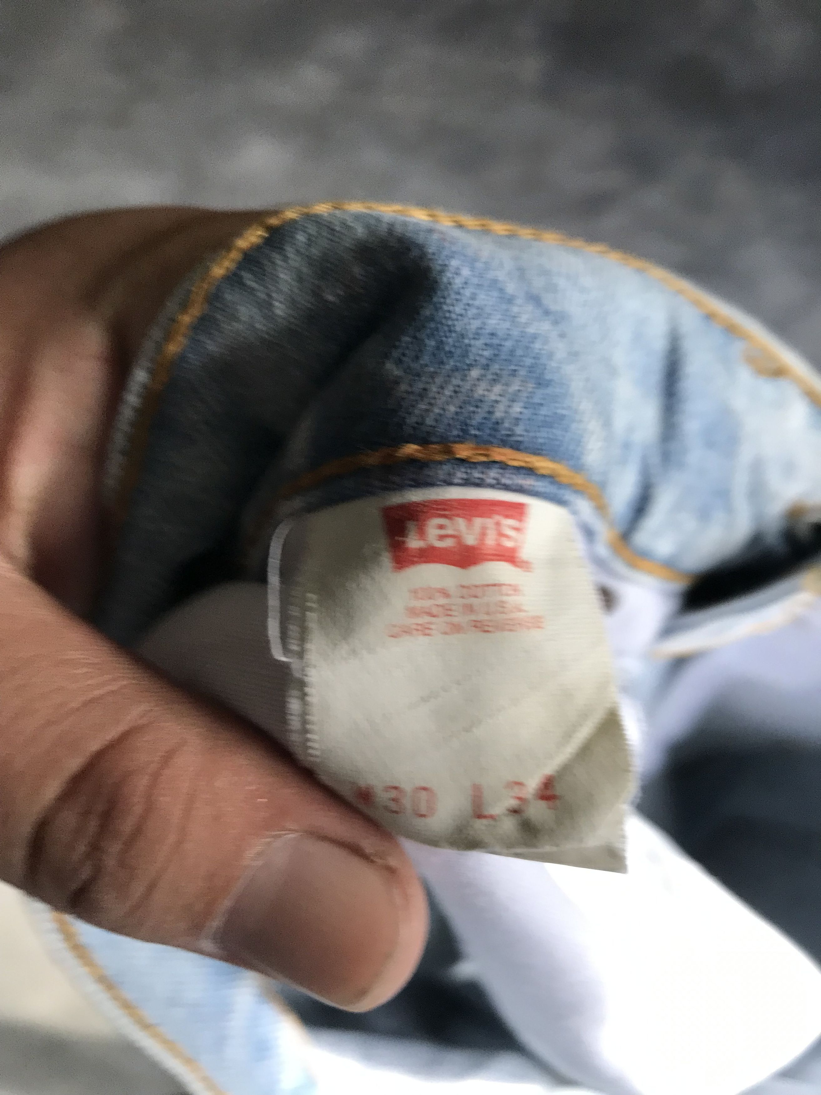 Levi's × Levi's Vintage Clothing × Vintage VLEV29 - Vintage Levis 520 Light Wash Denim Size US 30 / EU 46 - 12 Thumbnail