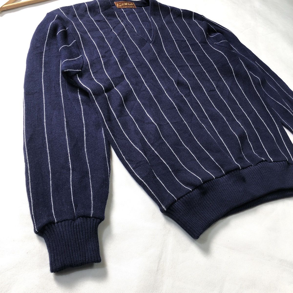 Vintage Rare! Vintage Wabash Stripes Japanese V-Neck Knitwear Jumper Size US M / EU 48-50 / 2 - 5 Thumbnail