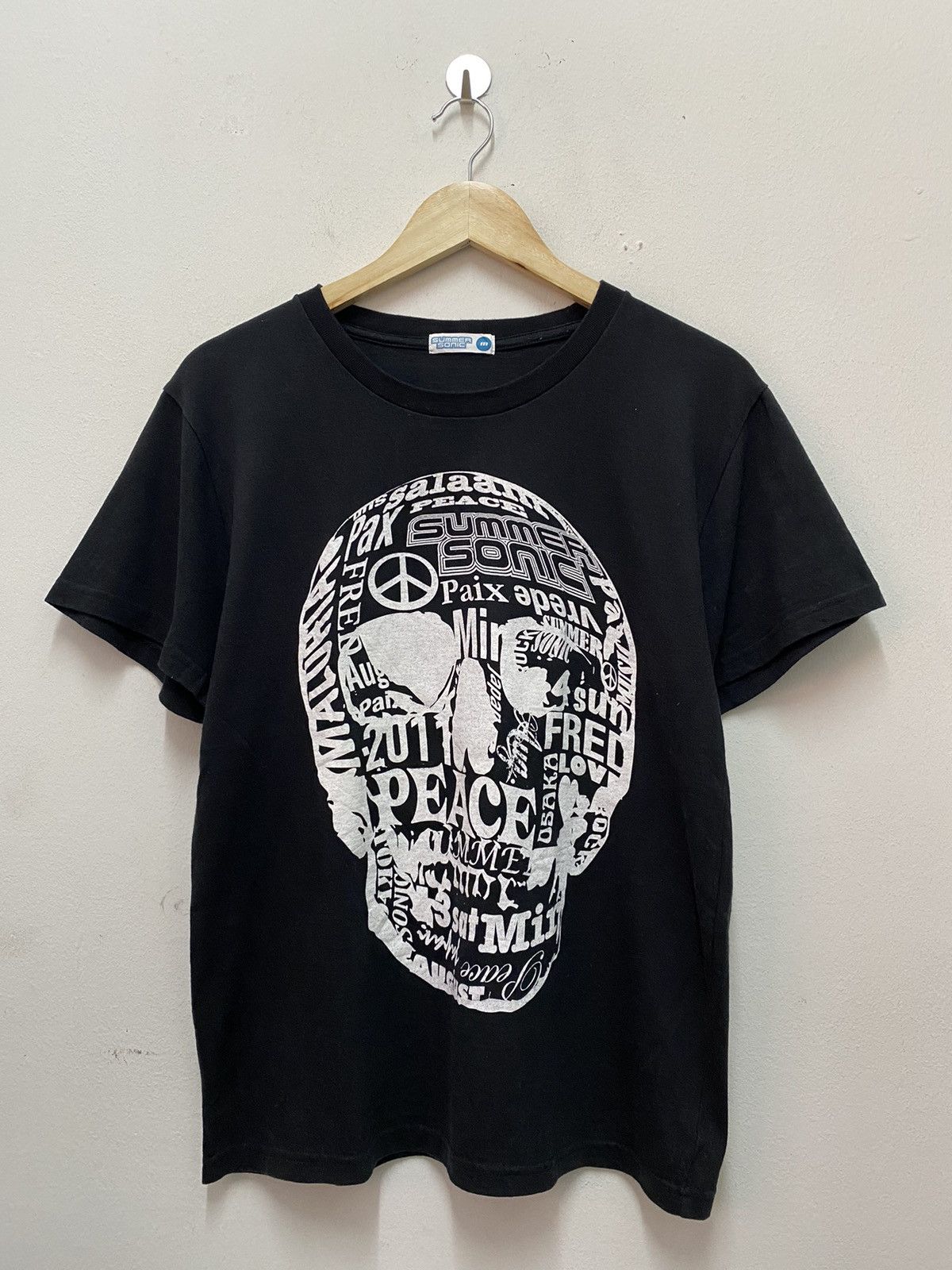 SUMMER SONIC 2011 MUSIC FESTIVAL TSHIRT