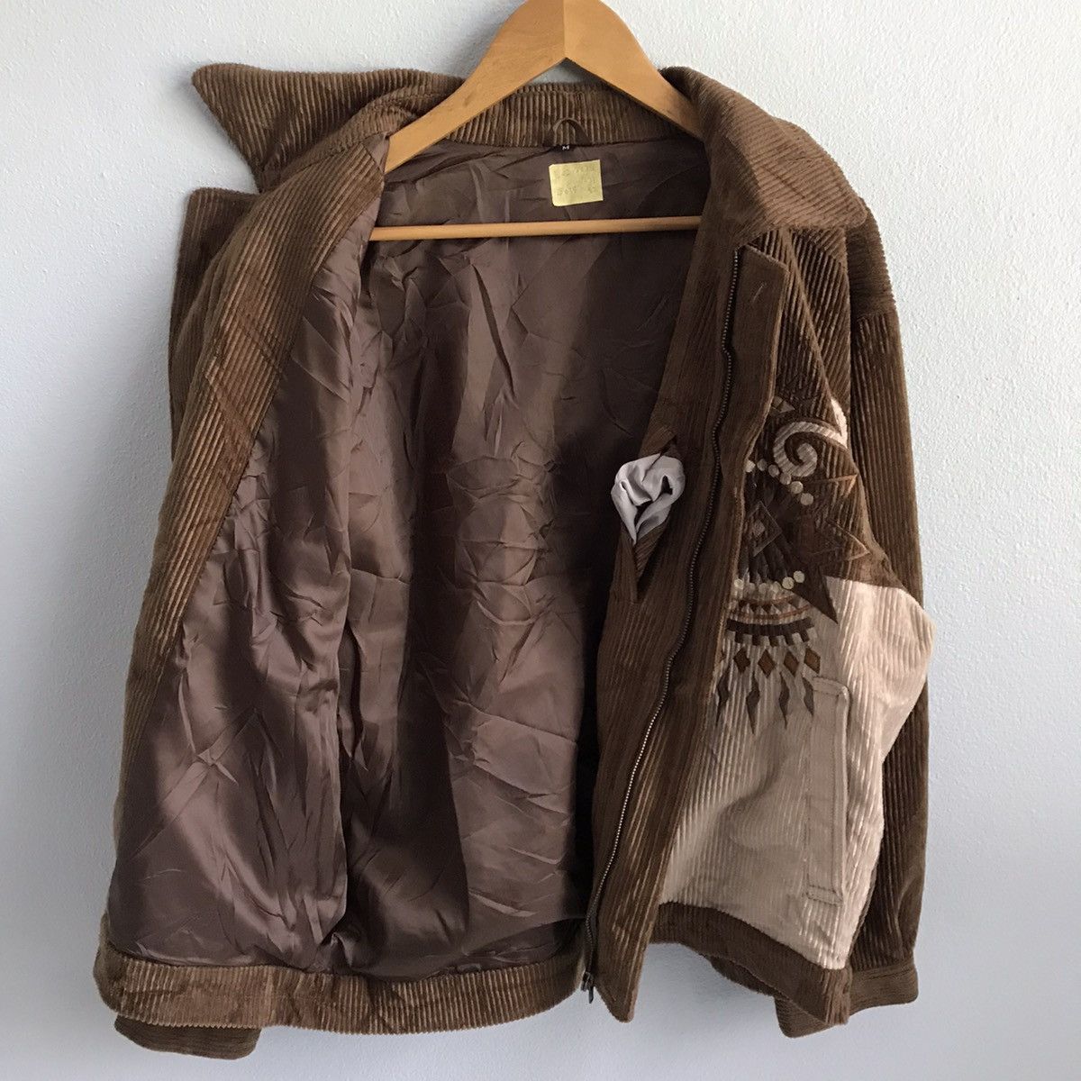 Japanese Brand Corduroy Embroidered logo colorblock jacket Size US M / EU 48-50 / 2 - 5 Thumbnail